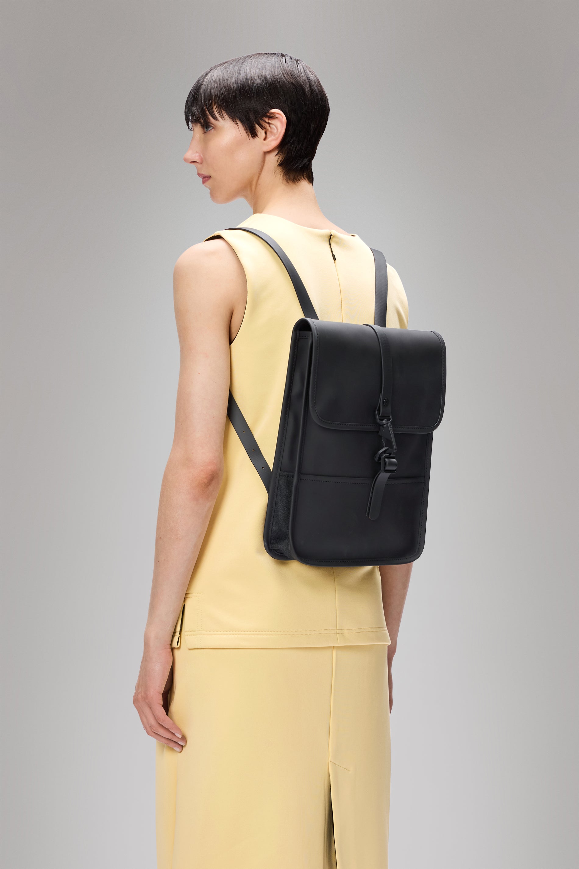 RAINS Backpack Micro Black 7L H35 x D7.50 x W27.50 cm Backpack
