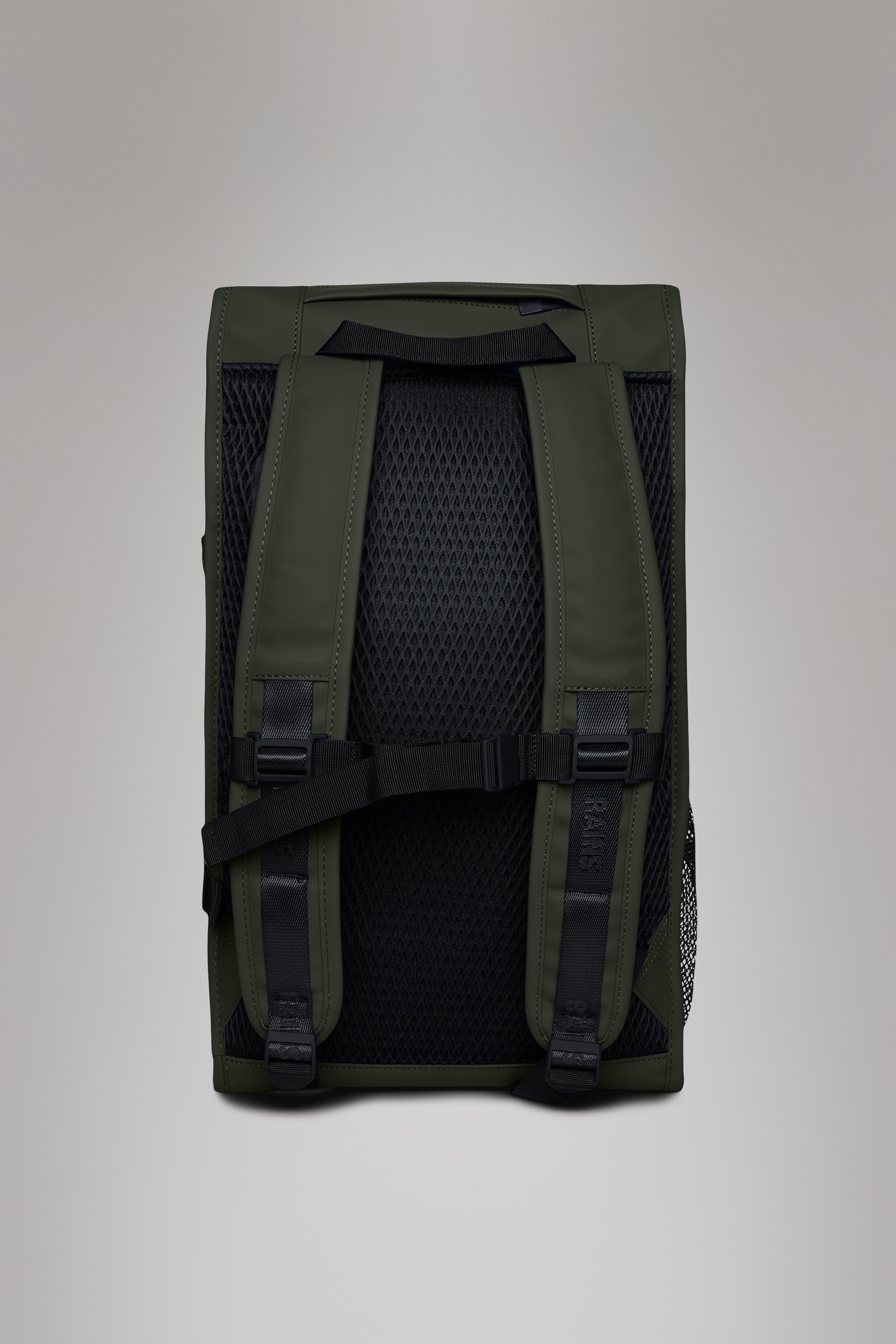 RAINS Trail Mountaineer Bag Green 26L H49 x D18 x W30 cm Backpack