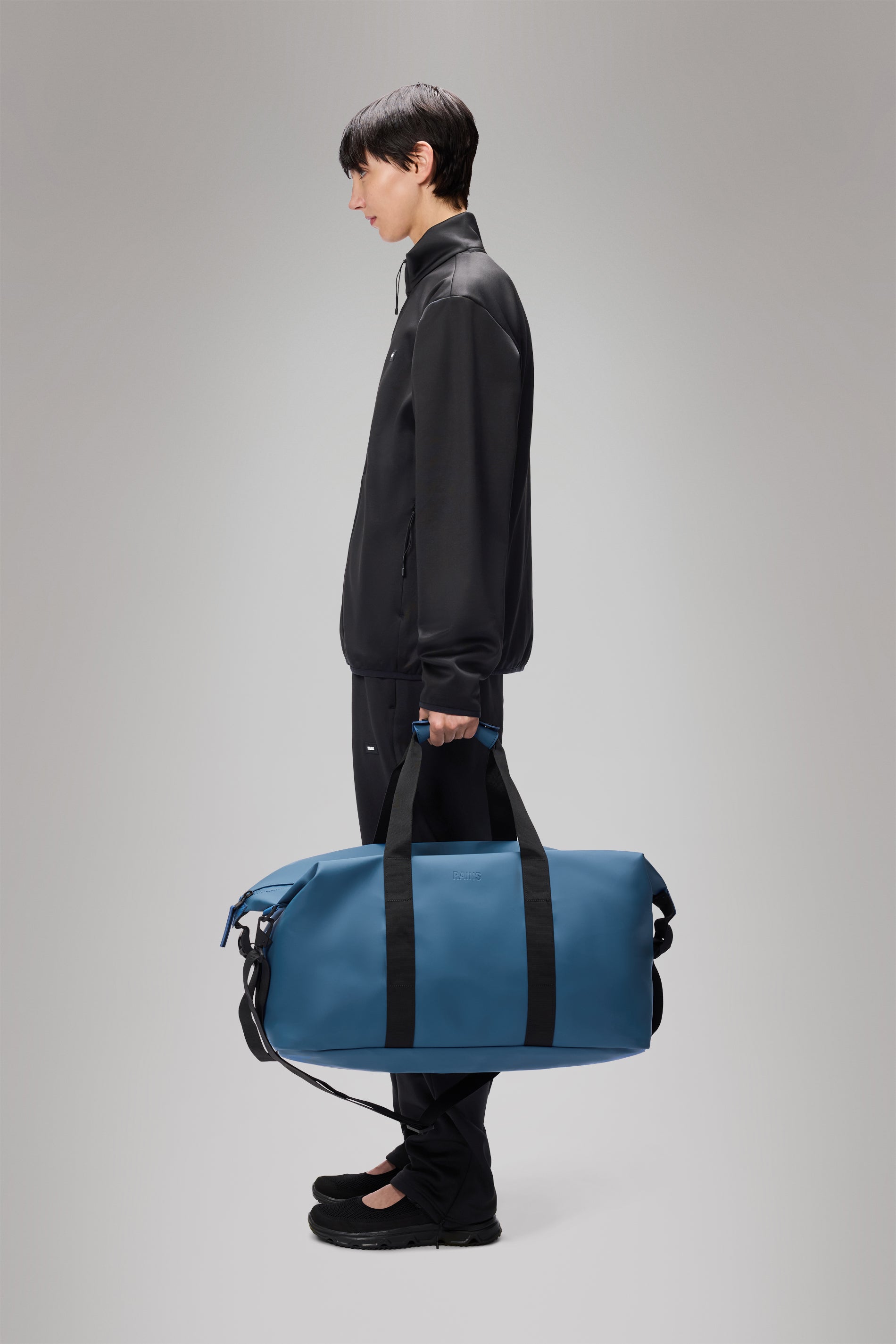 RAINS Hilo Weekend Bag Pulse Weekender