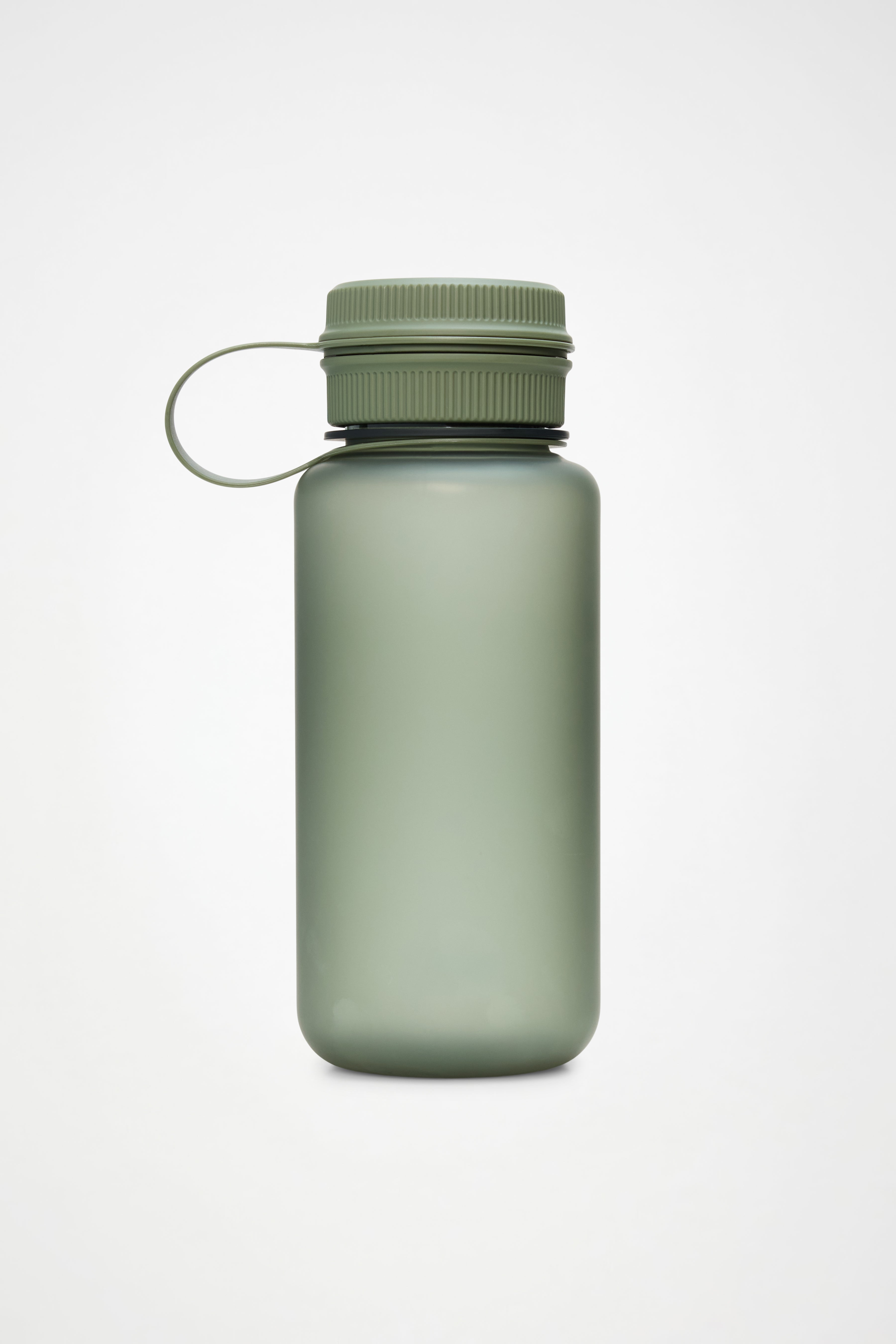 RAINS Water Bottle 900ml Well