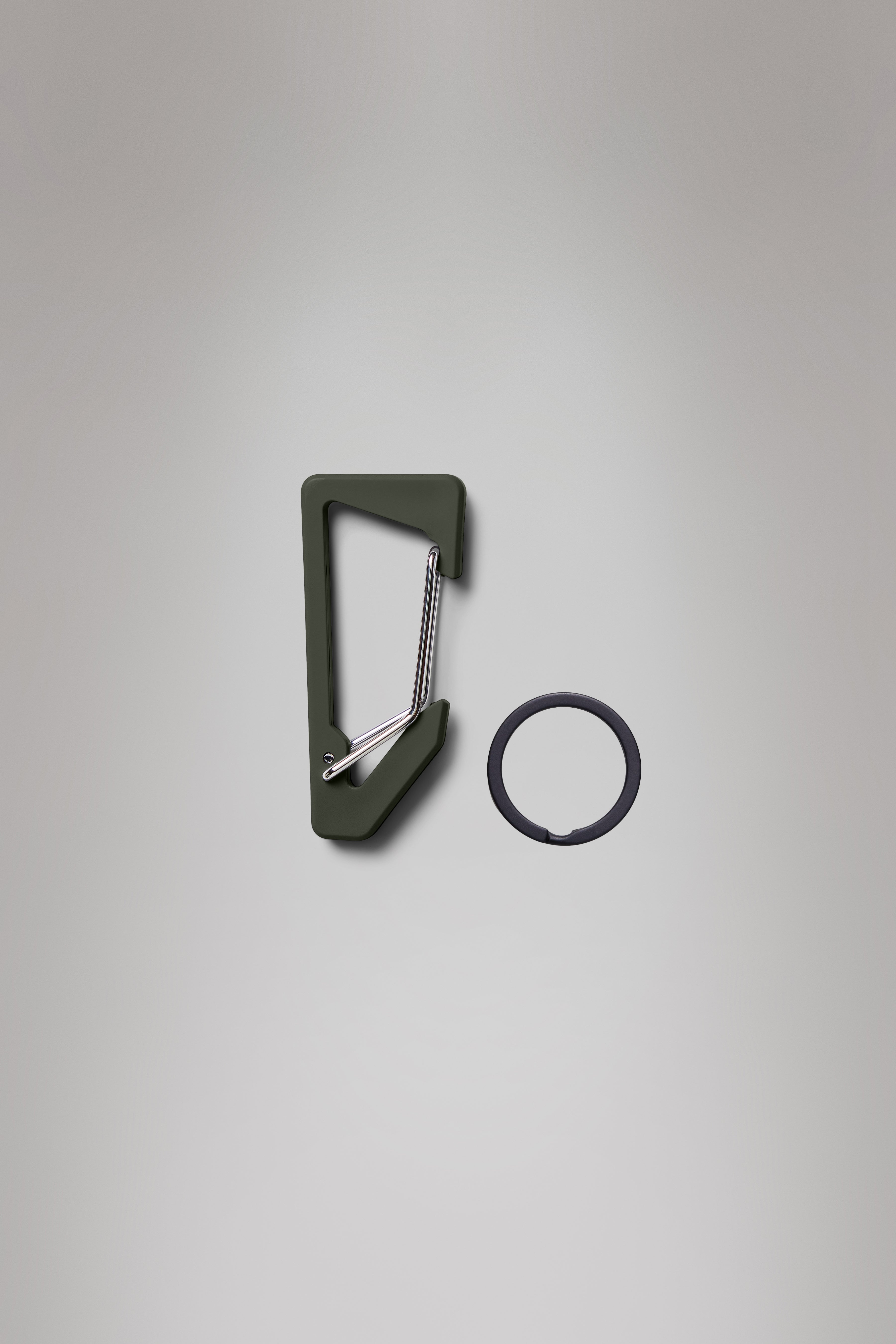 RAINS Rains Carabiner Green Lifestyle