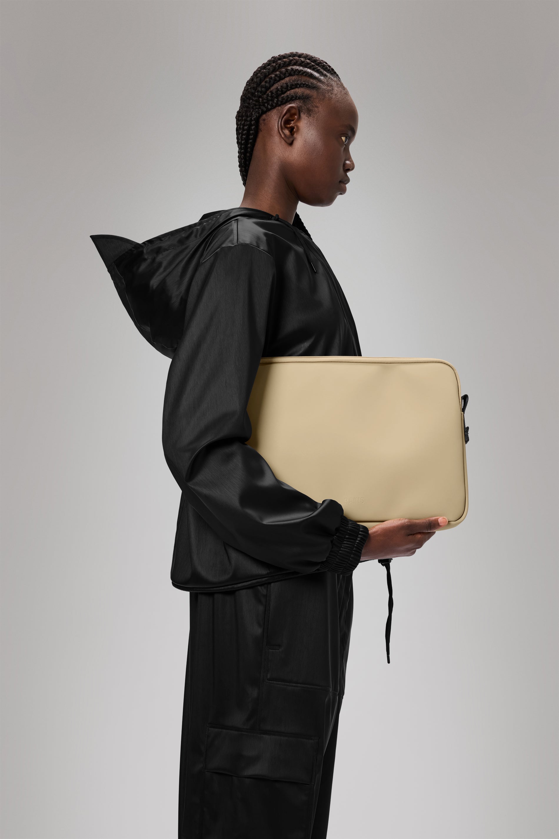 RAINS Trail Laptop Case 13″/14″ Sand Laptop Case