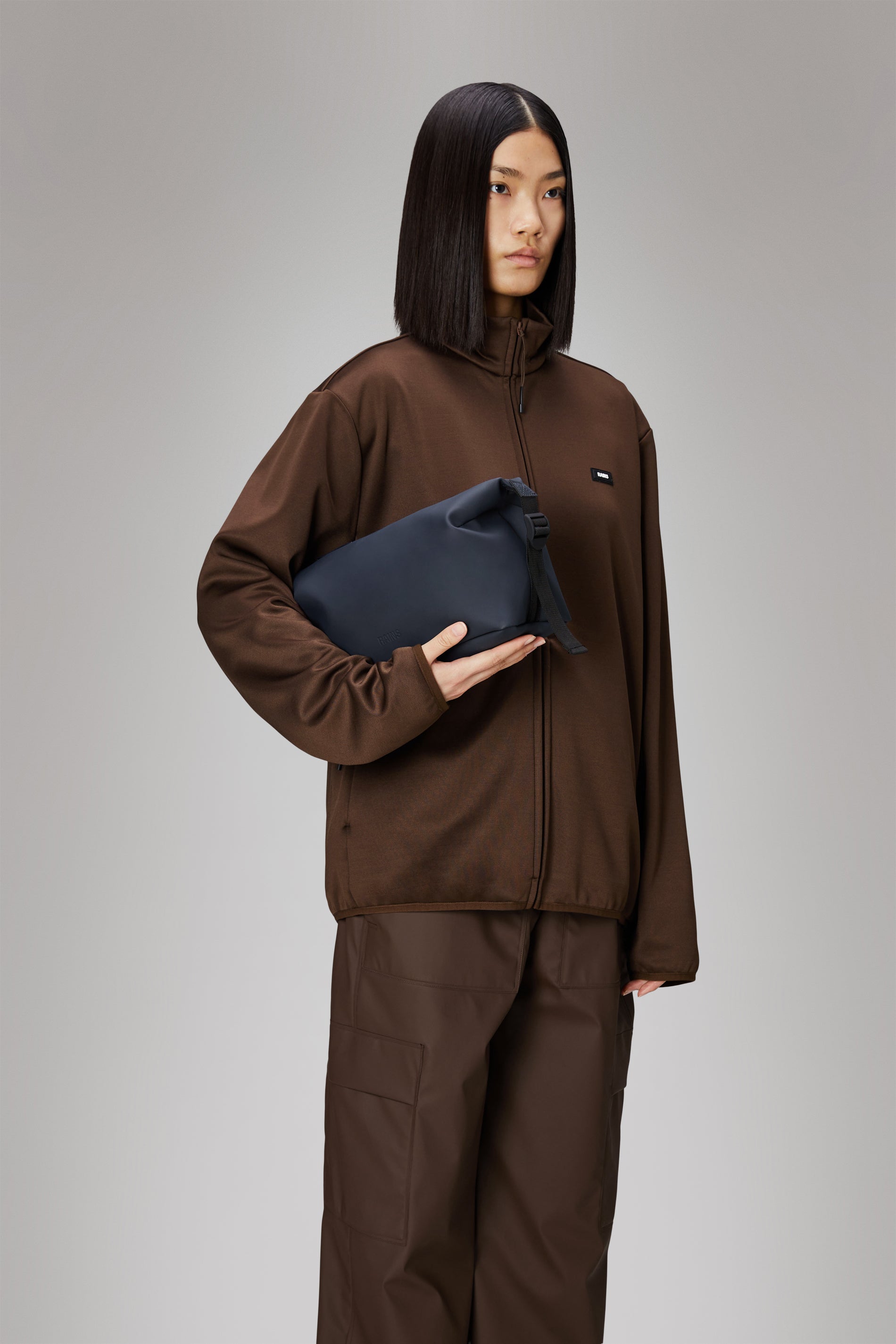 RAINS Hilo Wash Bag Navy 4.40L H14 x D12 x W26 cm Washbag