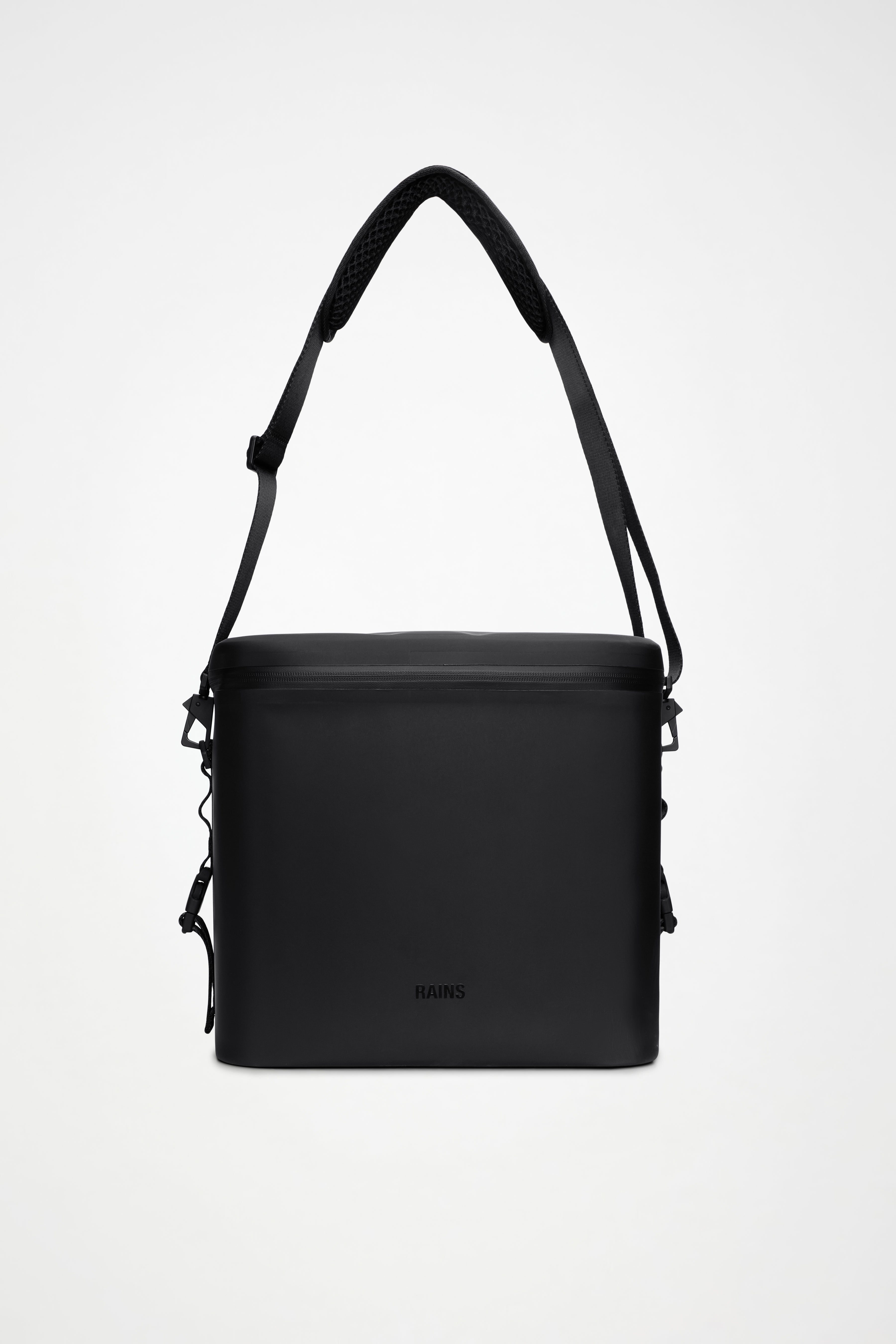 RAINS Cooler Bag Black