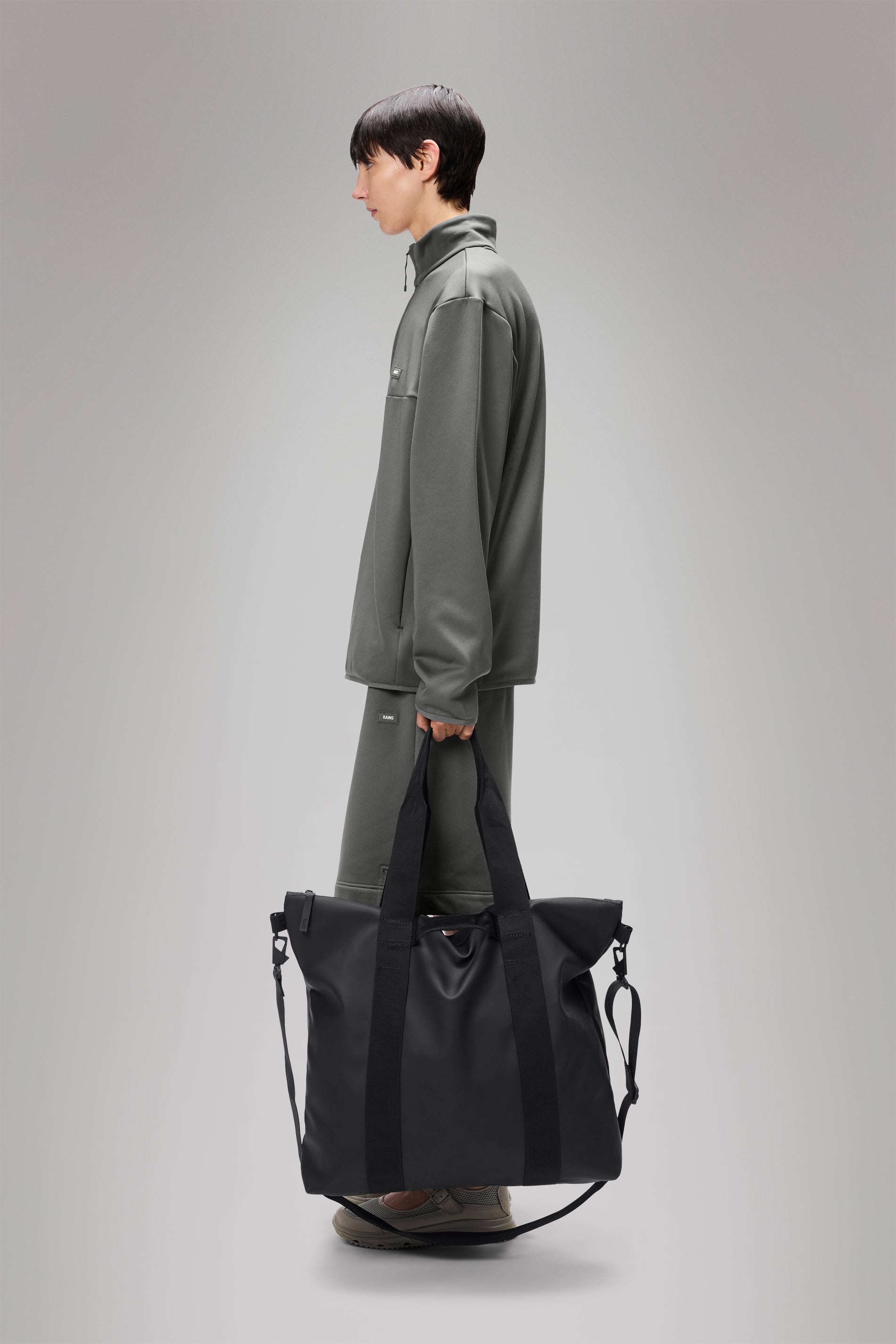 RAINS Tote Bag Black 23L H45 x D12 x W44 cm Tote