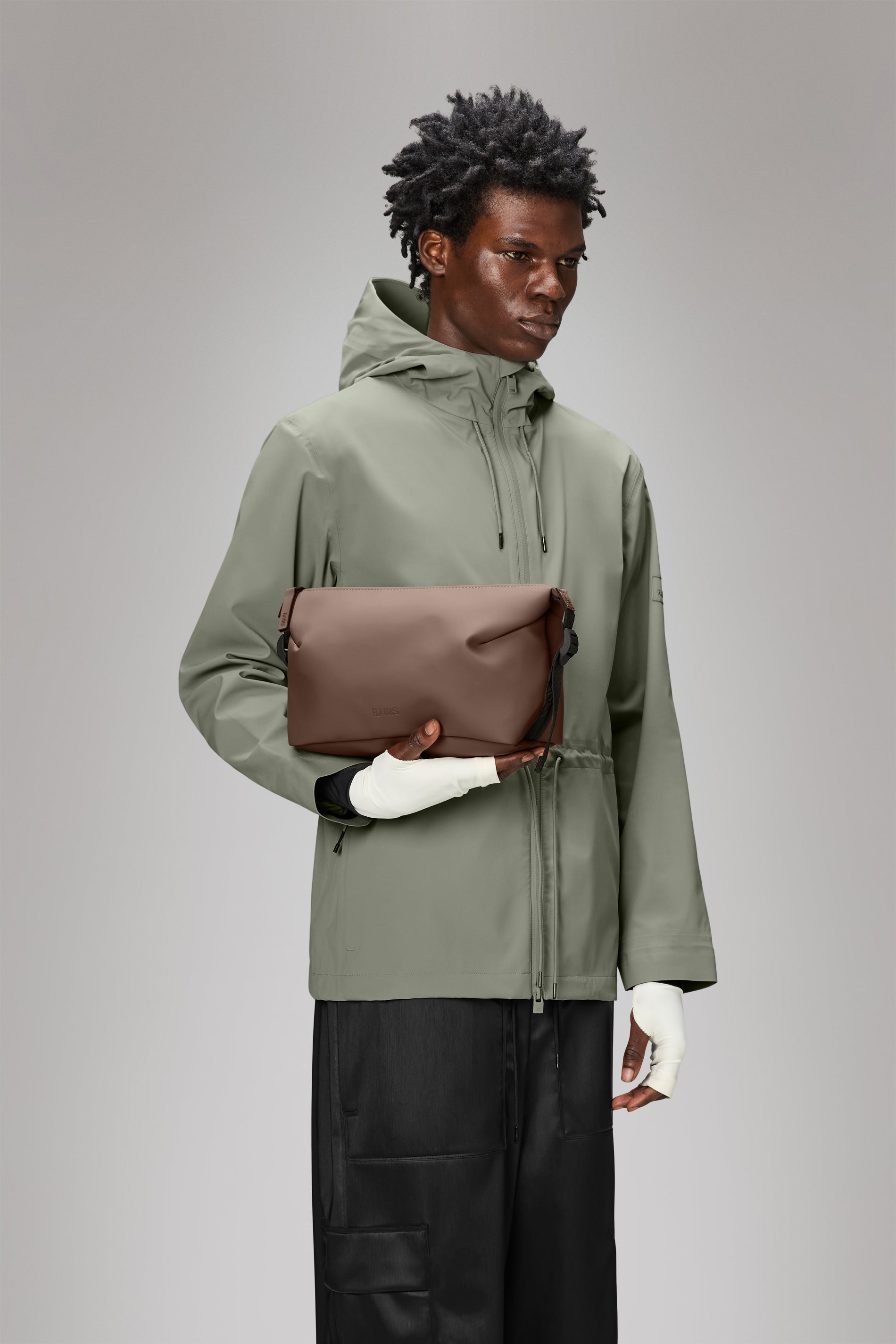 RAINS Hilo Wash Bag Shade 4.40L H14 x D12 x W26 cm Washbag