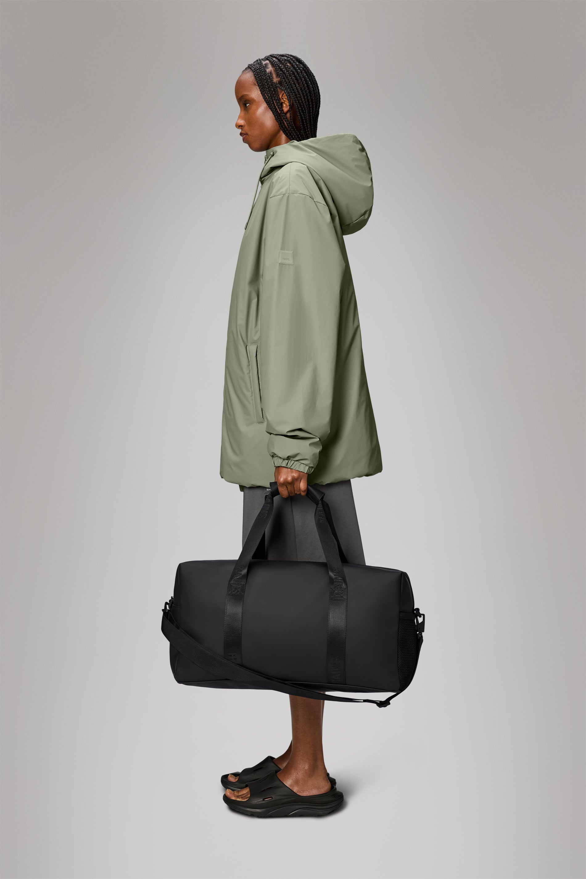 RAINS Trail Gym Bag Black 26L H25 x D22 x W48.50 cm Weekender