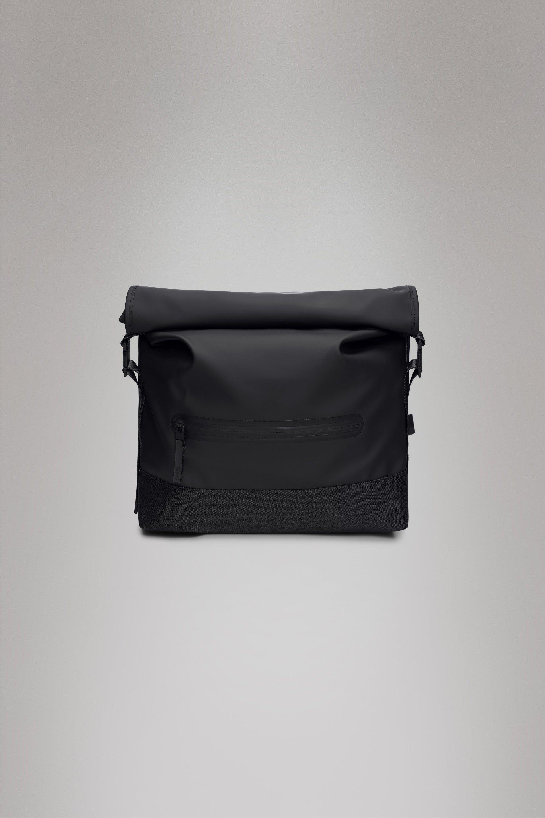 RAINS Trail Rolltop Messenger Bag Black 13L H27 x D12 x W41.25 cm Messenger