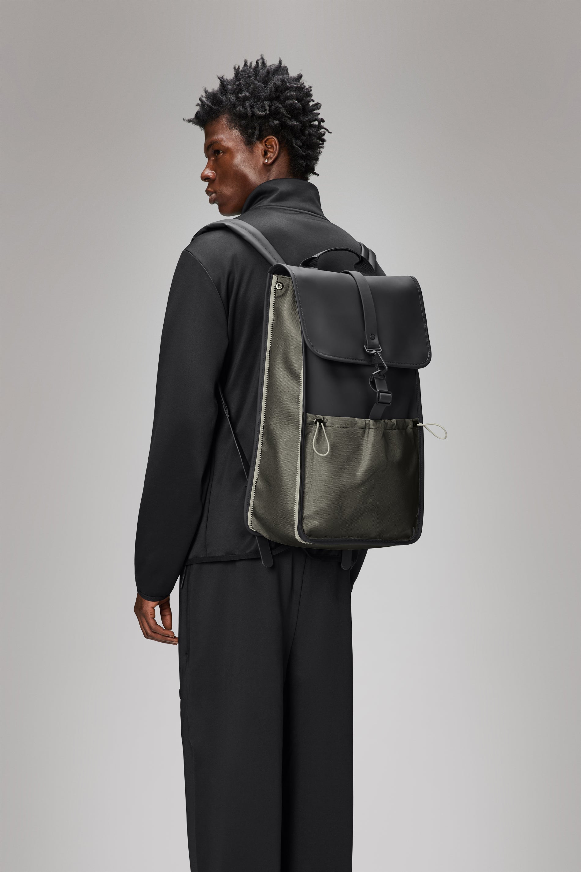 RAINS Mix Backpack Black 23L H48 x D16 x W30 cm Backpack