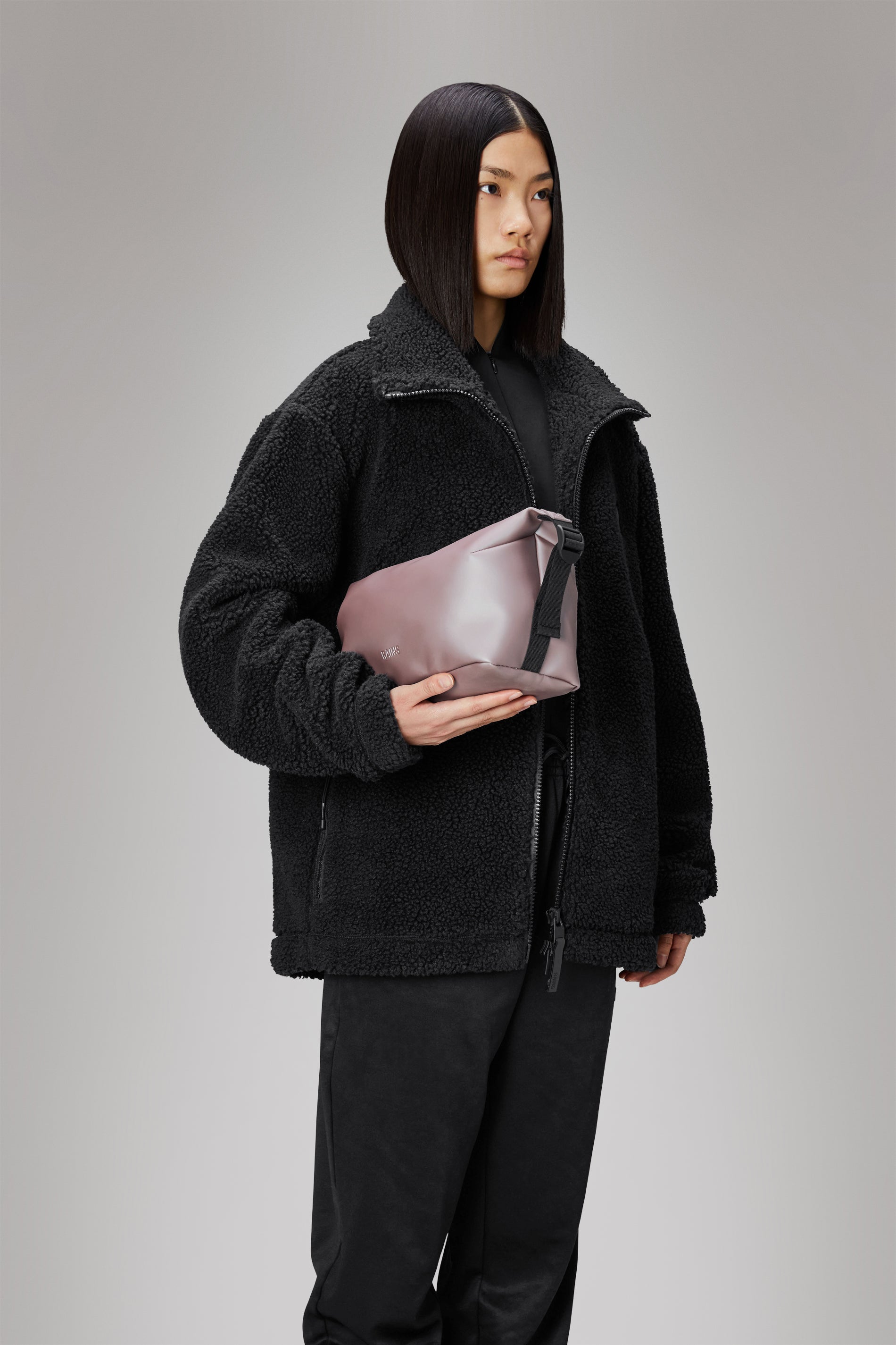 RAINS Hilo Wash Bag Muse 4.40L H14 x D12 x W26 cm Washbag