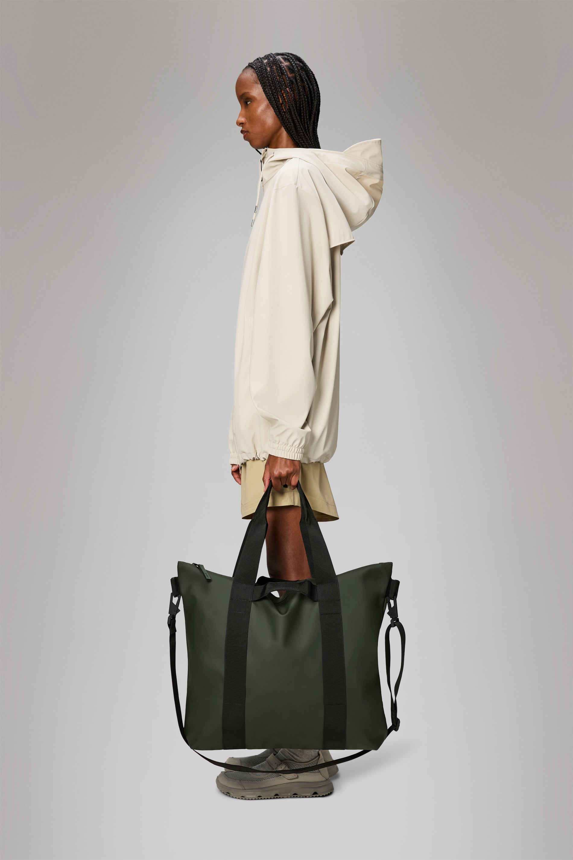 RAINS Tote Bag Green 23L H45 x D12 x W44 cm Tote