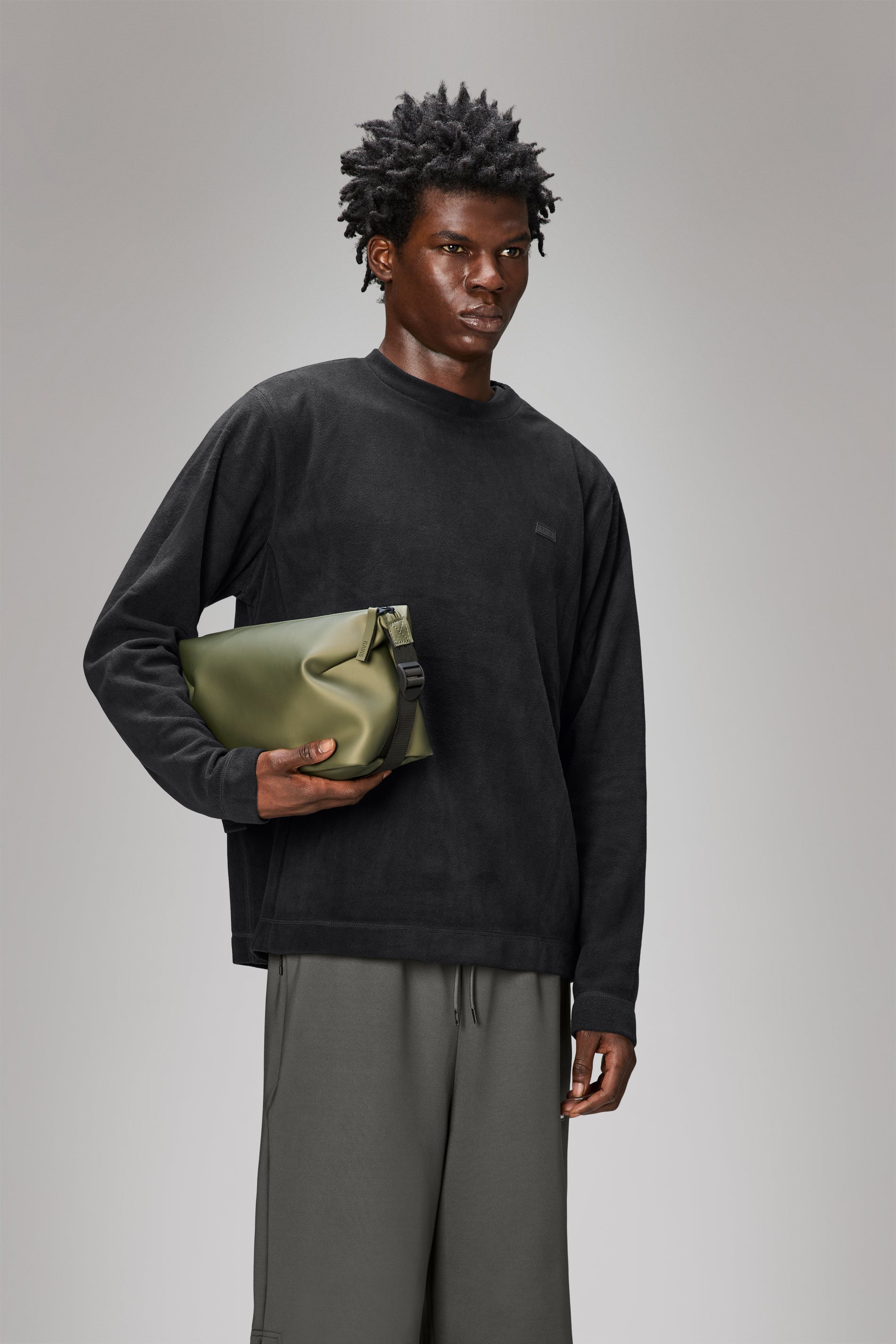 RAINS Hilo Wash Bag Revel 4.40L H14 x D12 x W26 cm Washbag