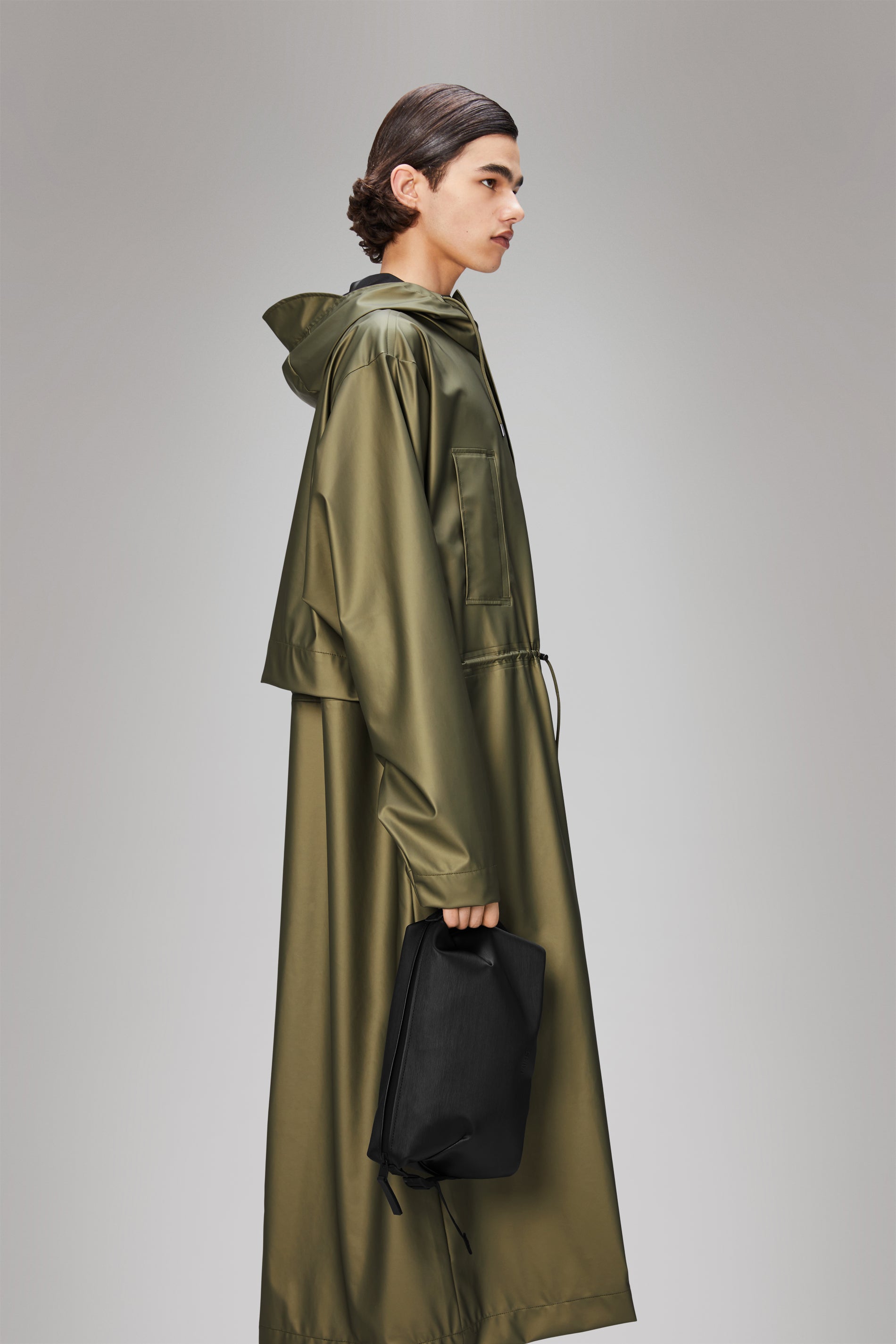 RAINS Hilo Wash Bag Black Grain 4.40L H14 x D12 x W26 cm Washbag