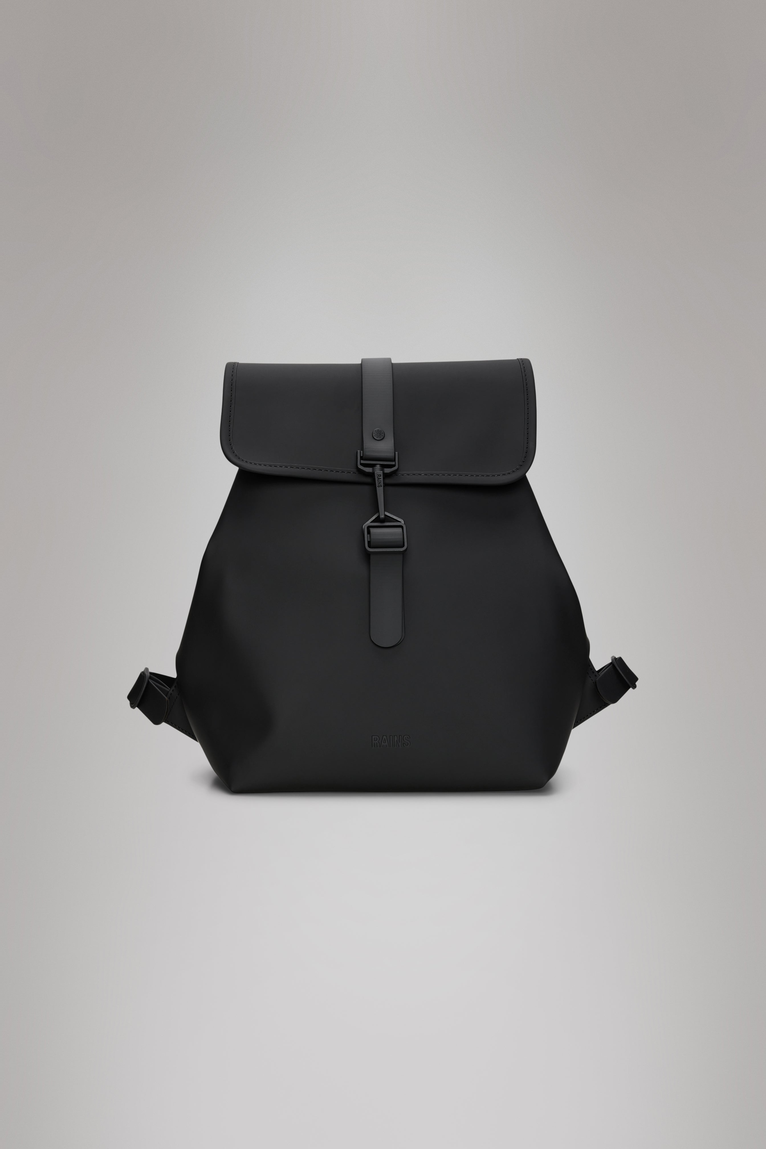 RAINS Bucket Backpack Black 12L H30 x D17 x W25 cm Backpack