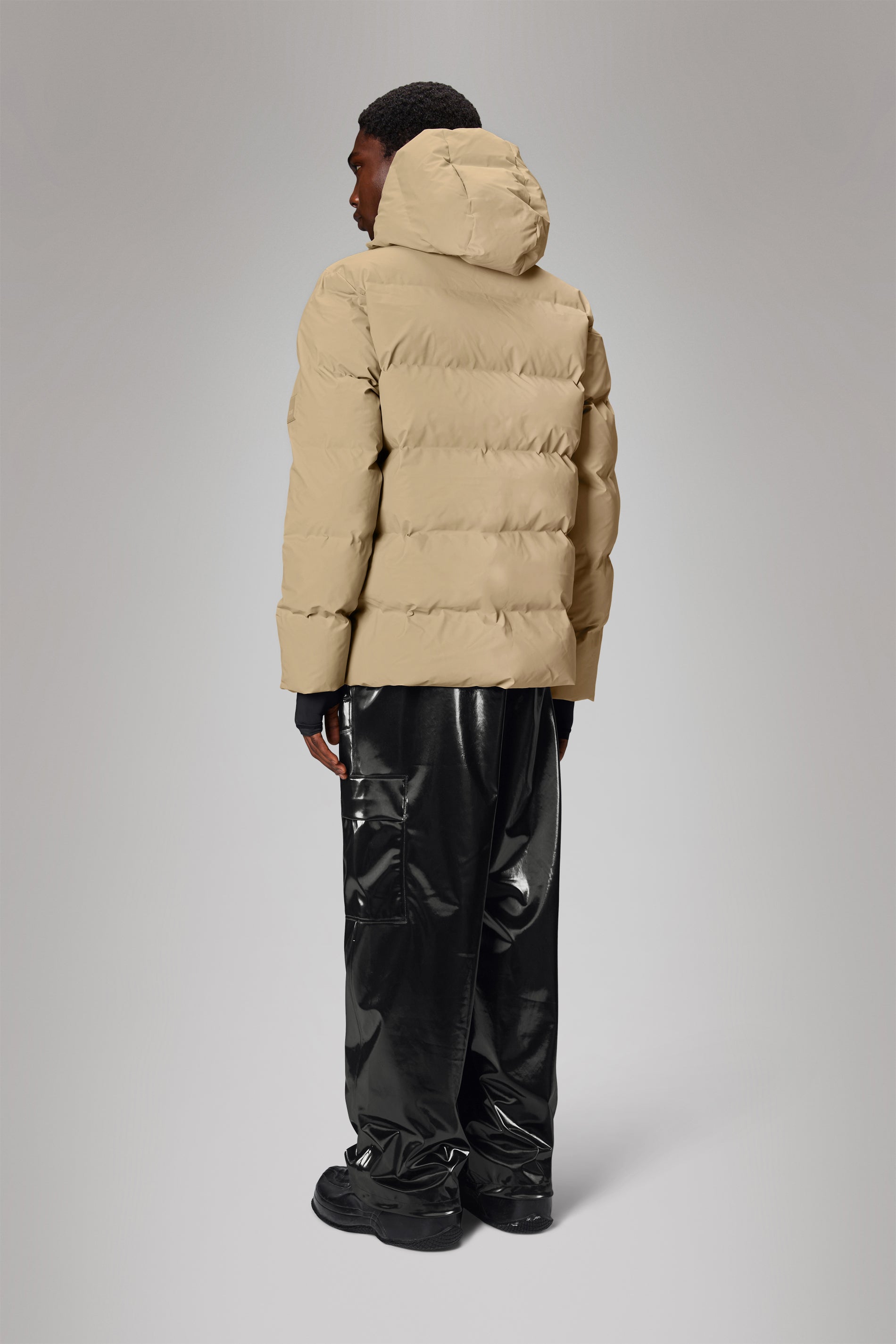 Rains Alta Puffer Jacket Jackets 24 Sand