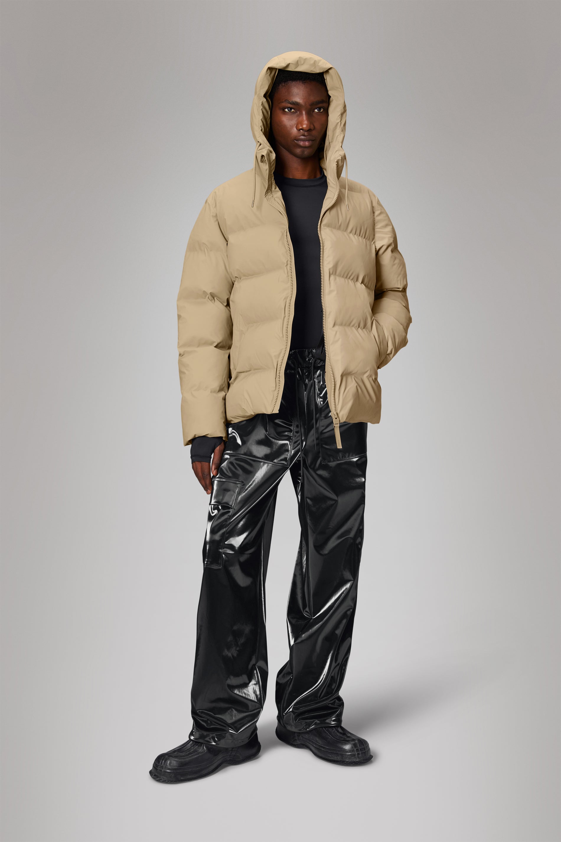 Rains Alta Puffer Jacket Jackets 24 Sand