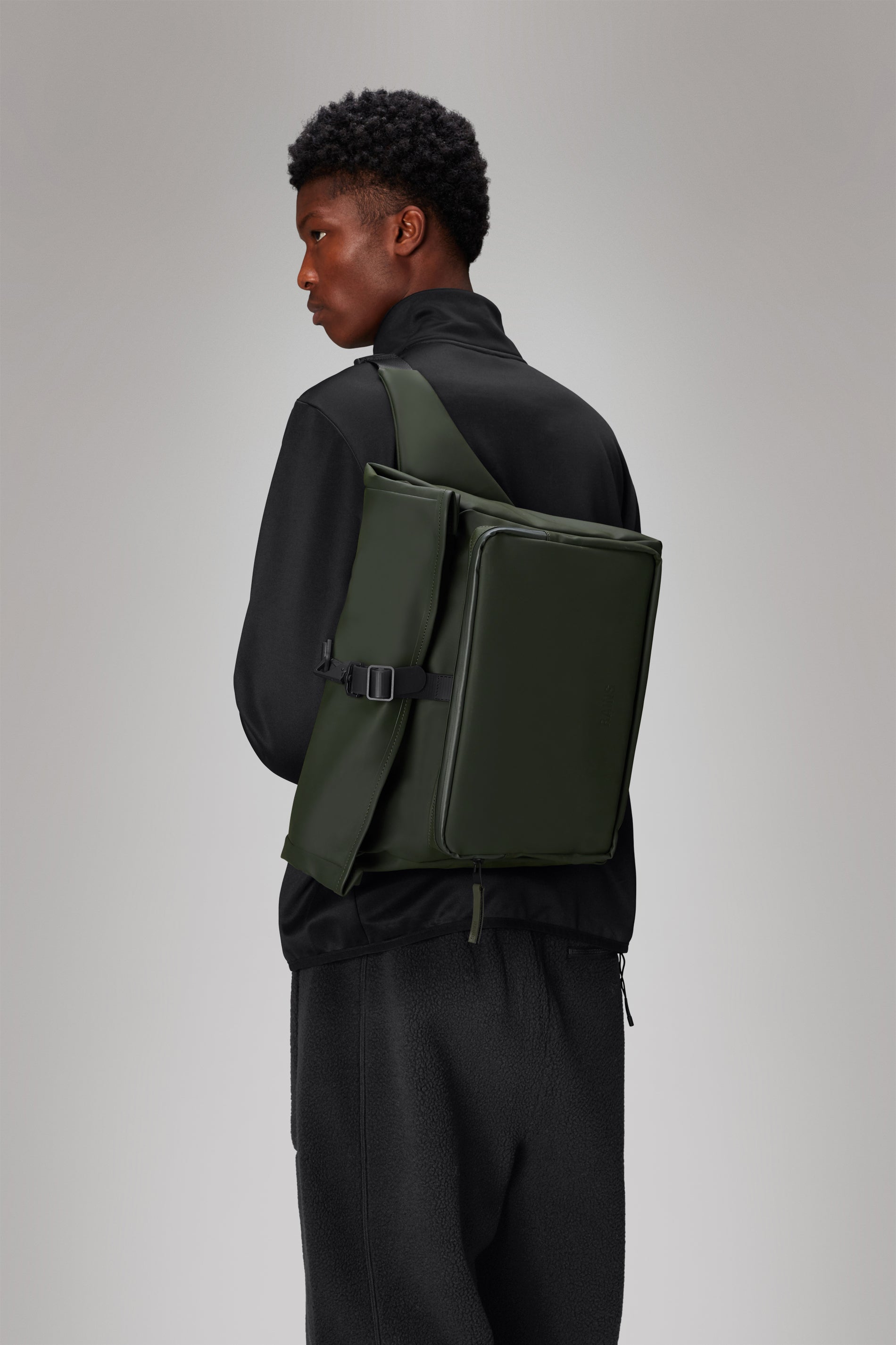 Rains Rolltop Commuter Bag Messenger 03 Green