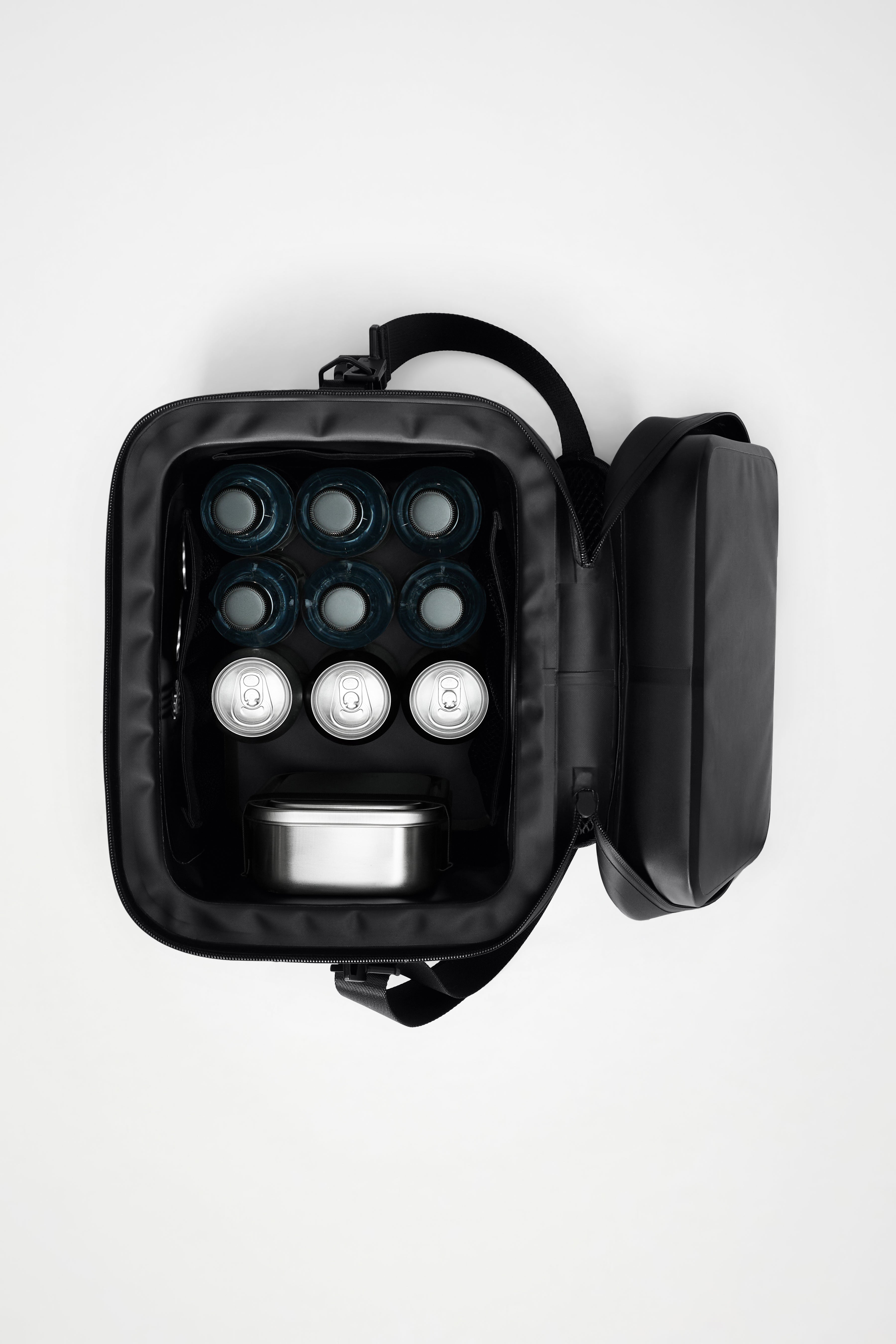 RAINS Cooler Bag Black