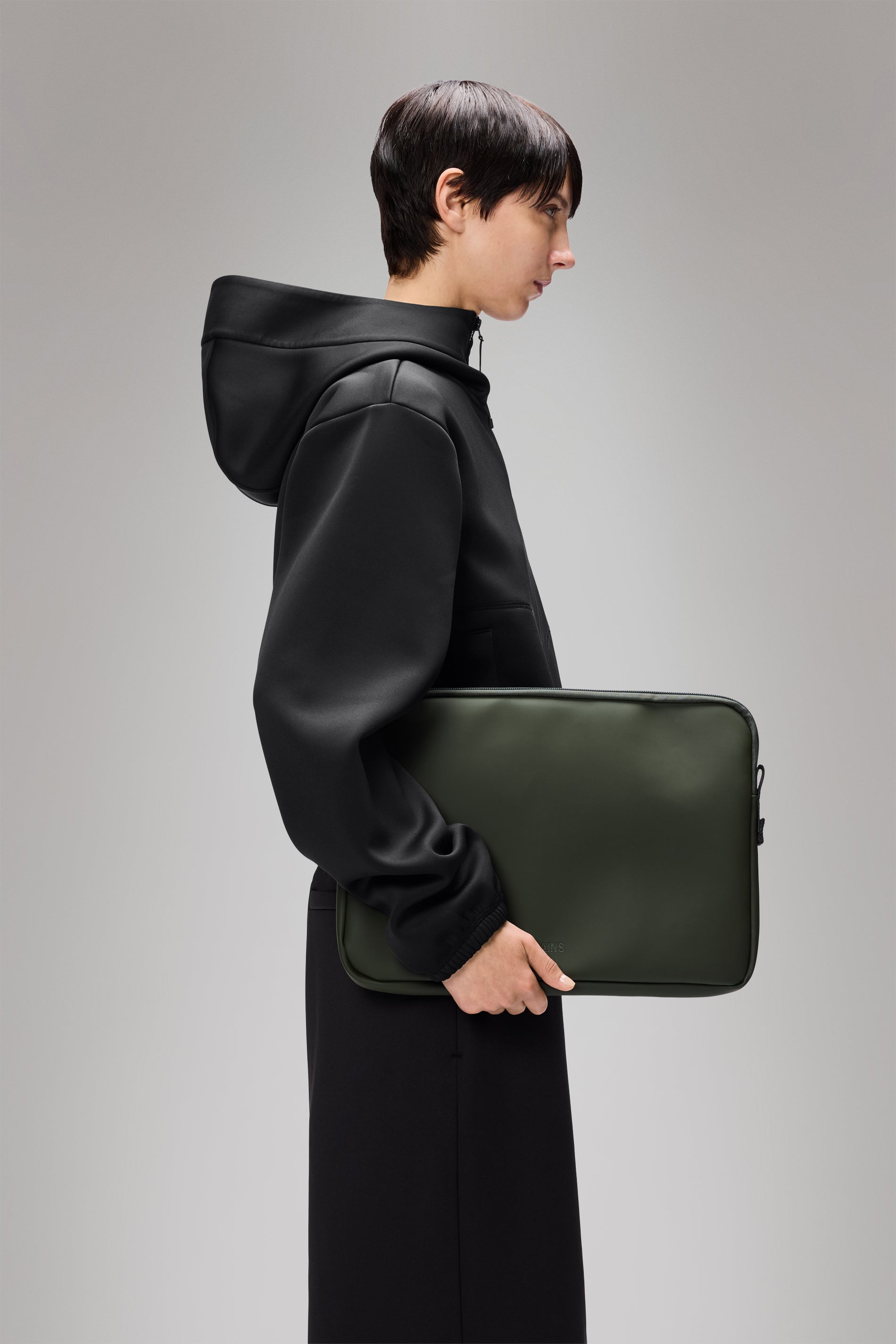 RAINS Trail Laptop Case 15″/16″ Green 2.60L H27 x D2.50 x W38 cm Laptop Case