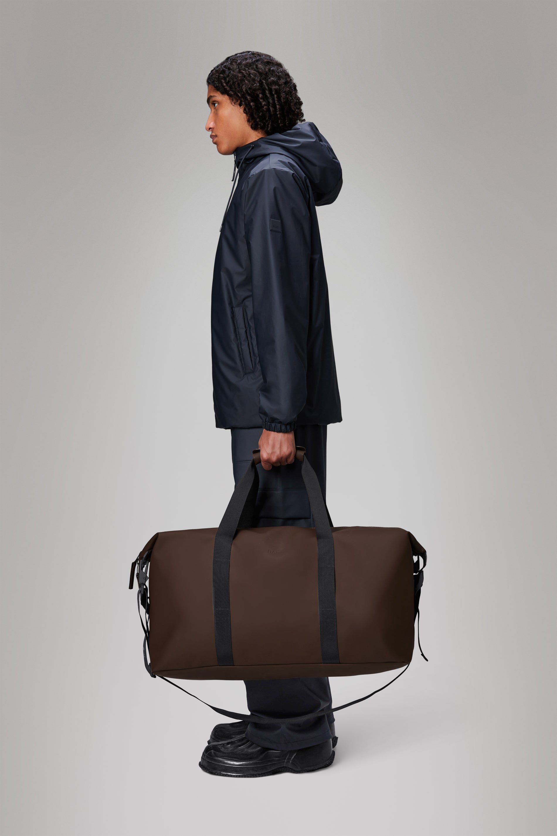 RAINS Hilo Weekend Bag Large Frame 47L H29 x D27 x W60 cm Weekender