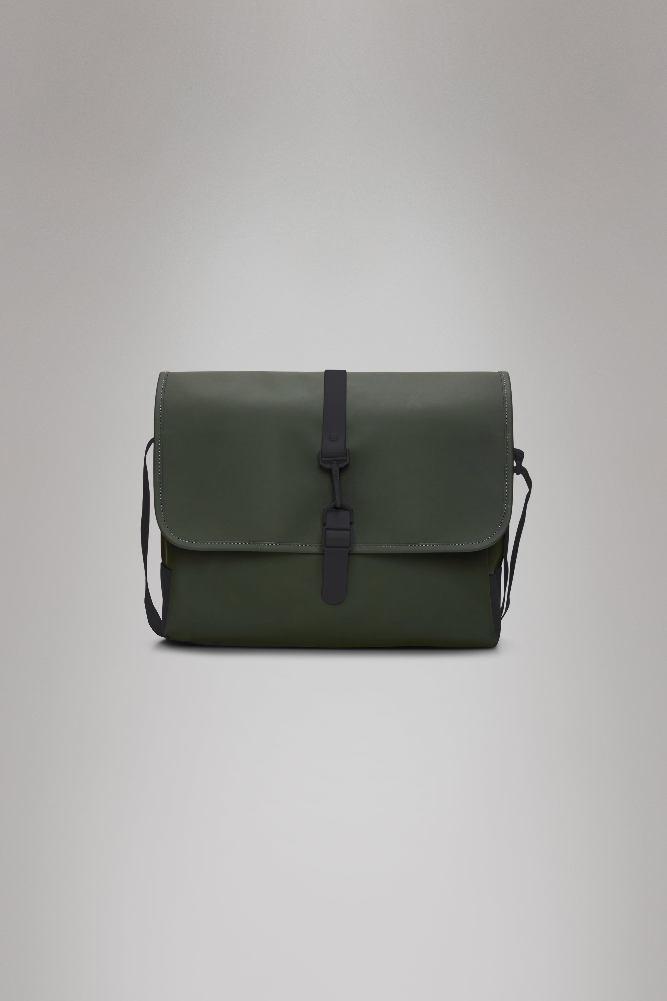 RAINS Messenger Bag Green 11L H30 x D10 x W38 cm Messenger