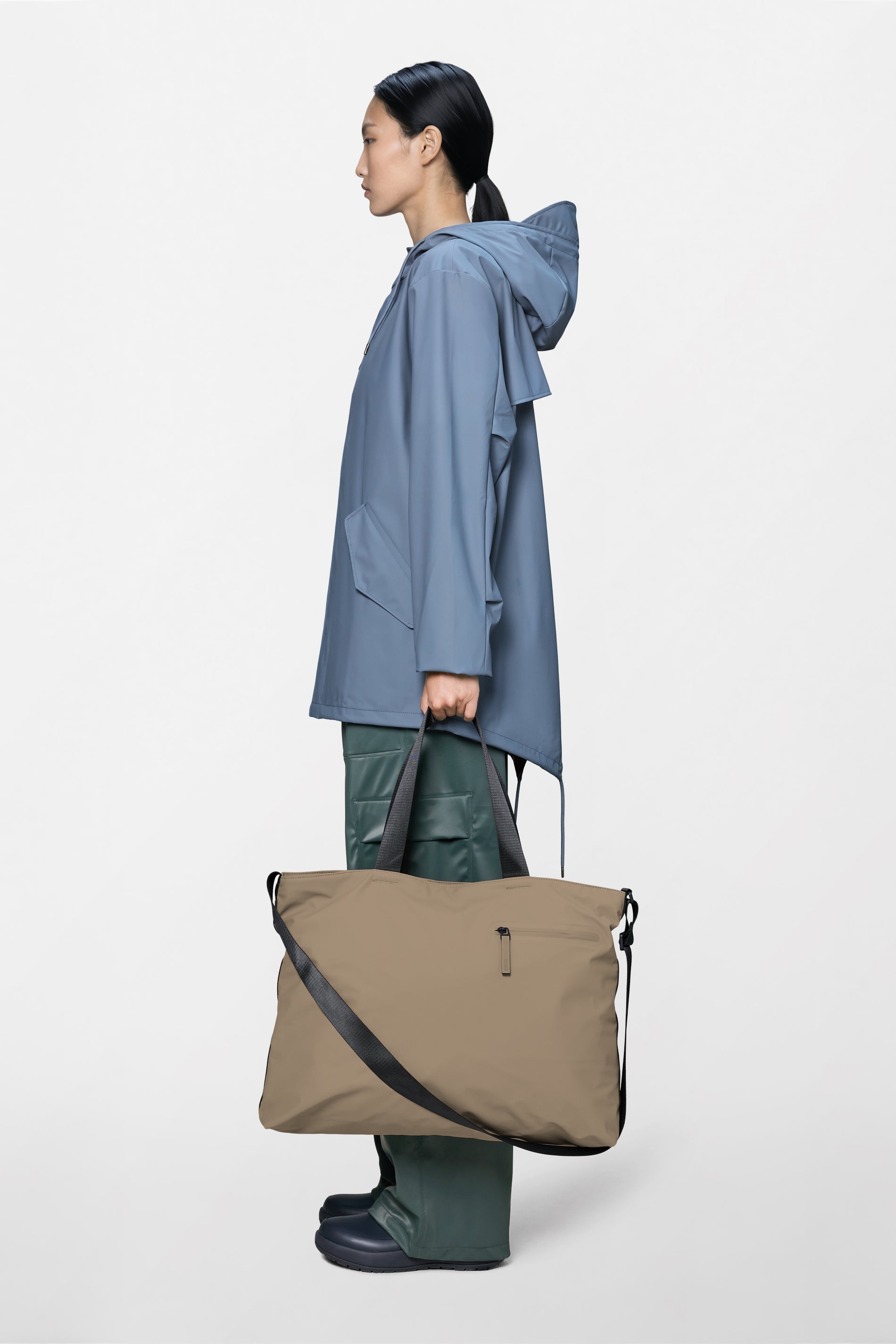 RAINS Dash Messenger Tote Bag Beige