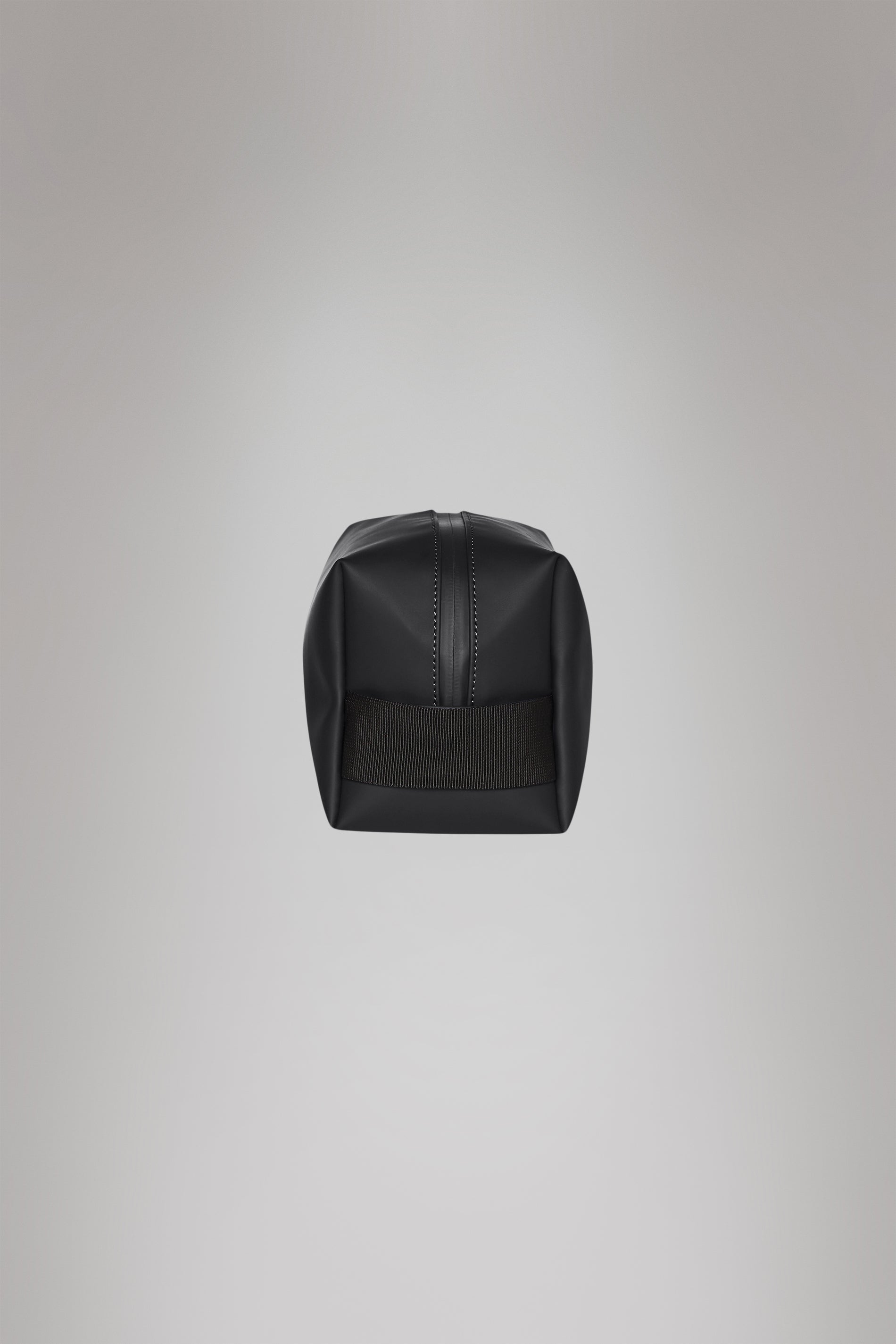 Rains Wash Bag Large Black 6.70L H17 x D14.50 x W27 cm Washbag