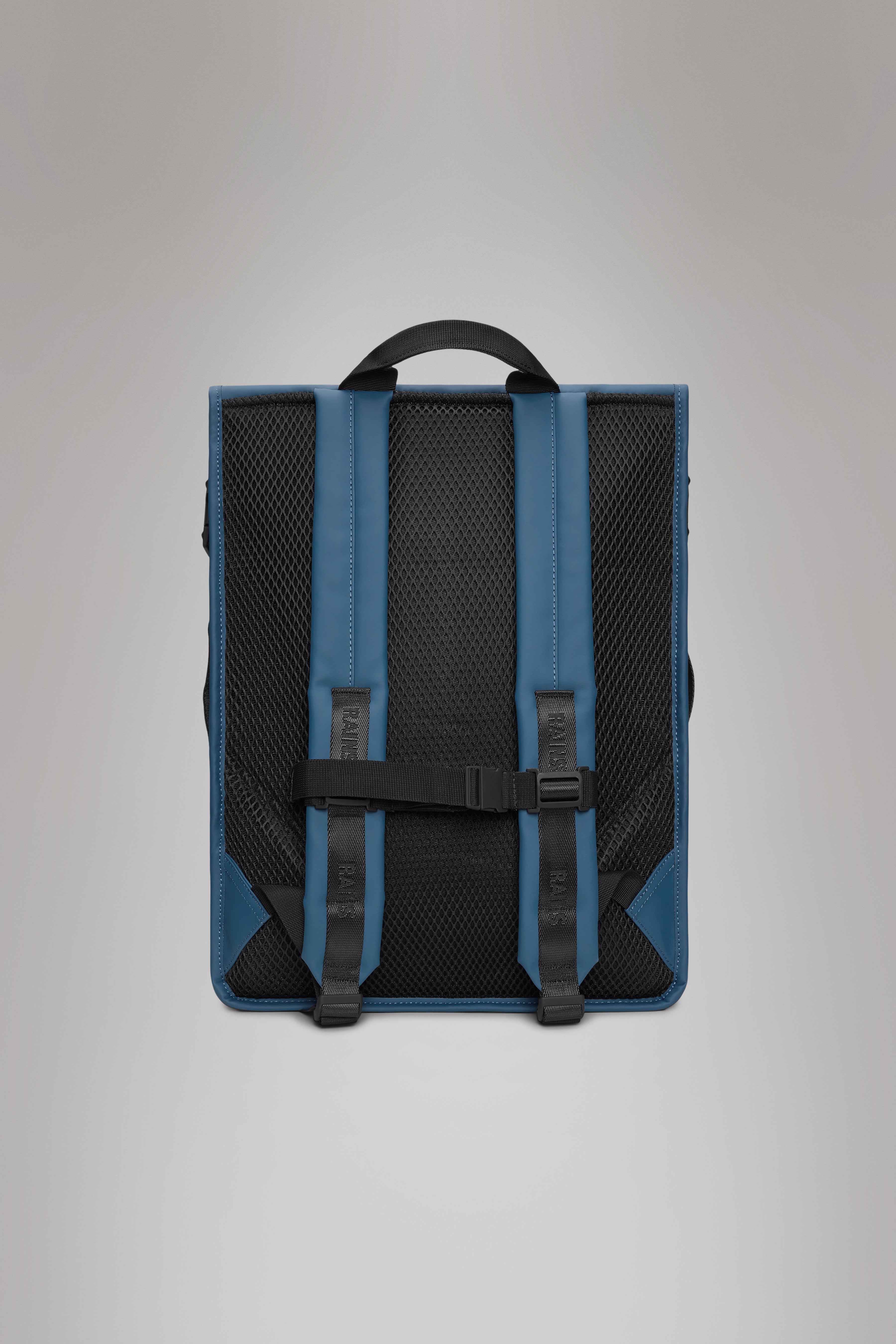 RAINS Trail Rolltop Backpack Pulse 22L H47 x D13 x W36 cm Backpack