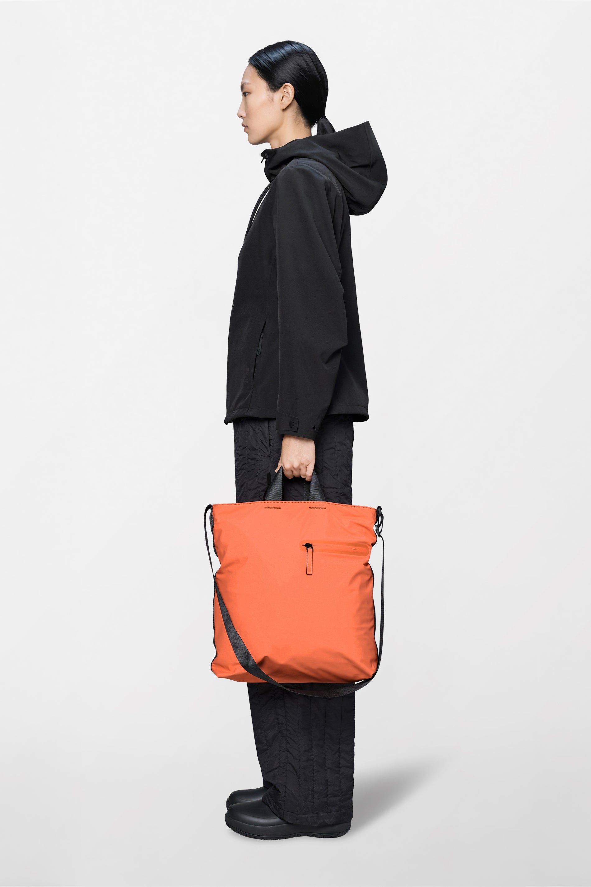 RAINS Dash Tote Bag Ember 16L H40 x D11 x W38 cm Tote