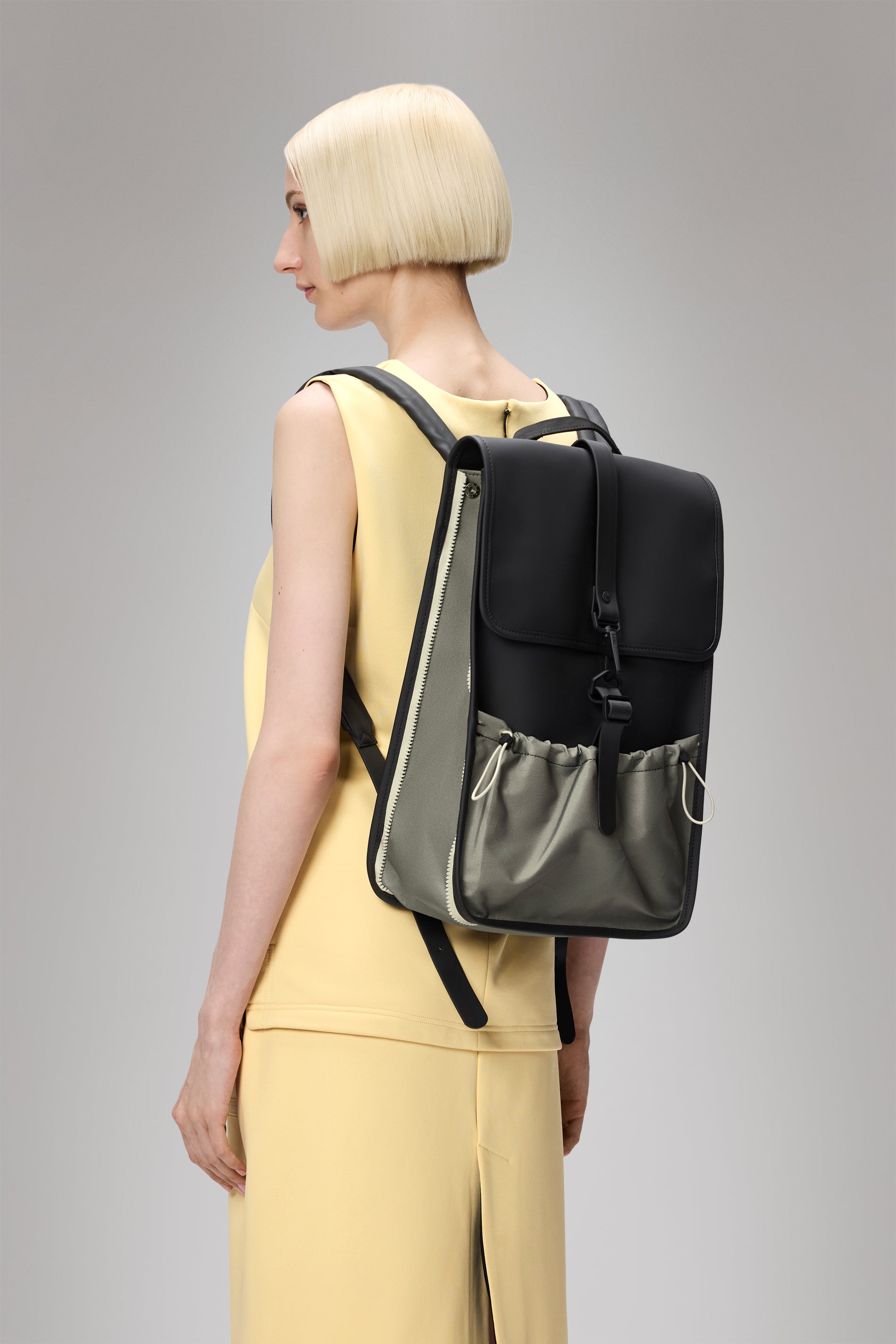 RAINS Mix Backpack Mini Black 16L H40 x D14 x W29 cm Backpack