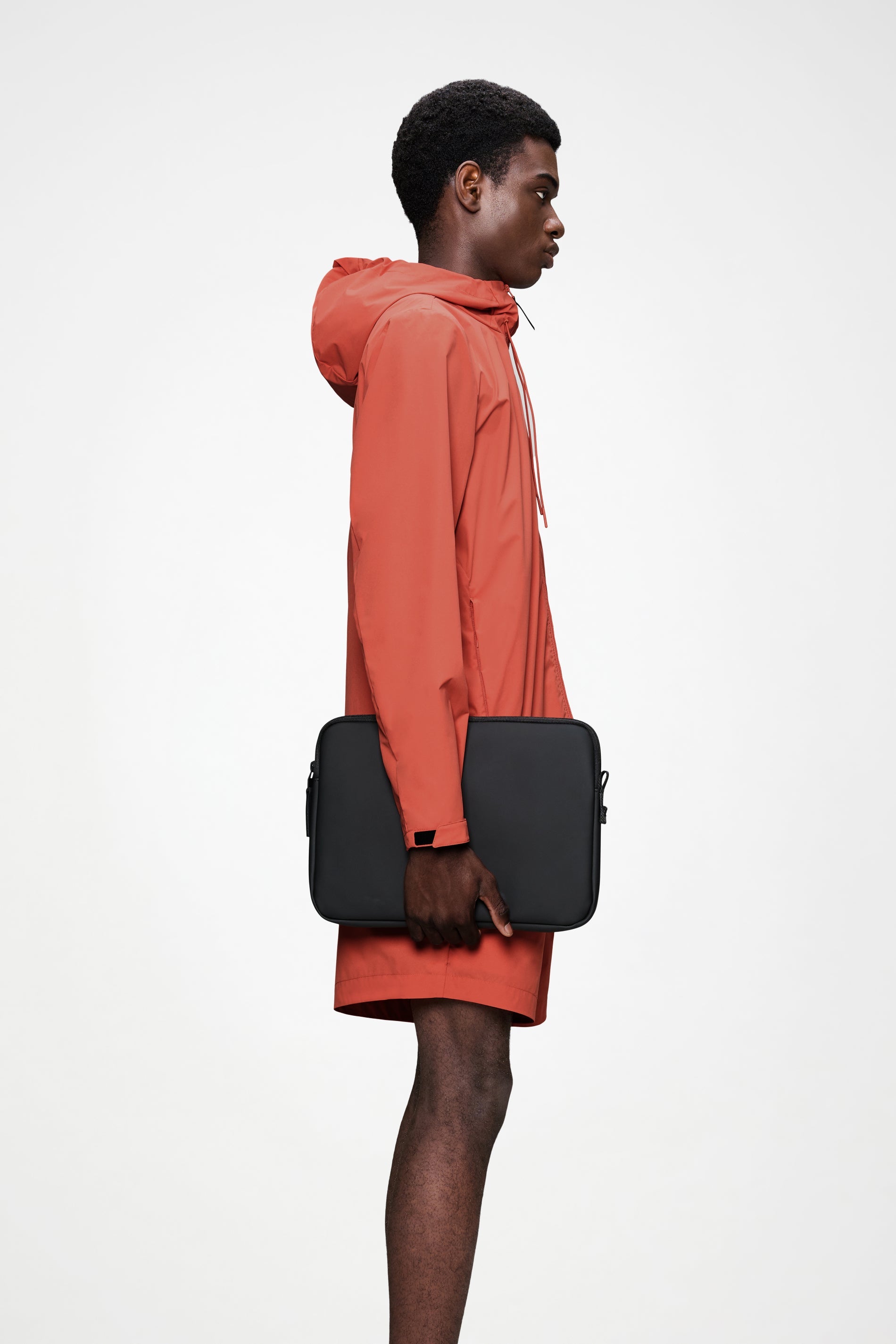 RAINS Trail Laptop Case 13‚Ä≥/14‚Ä≥ Black 2.20L H25 x D2.50 x W35 cm Laptop Case