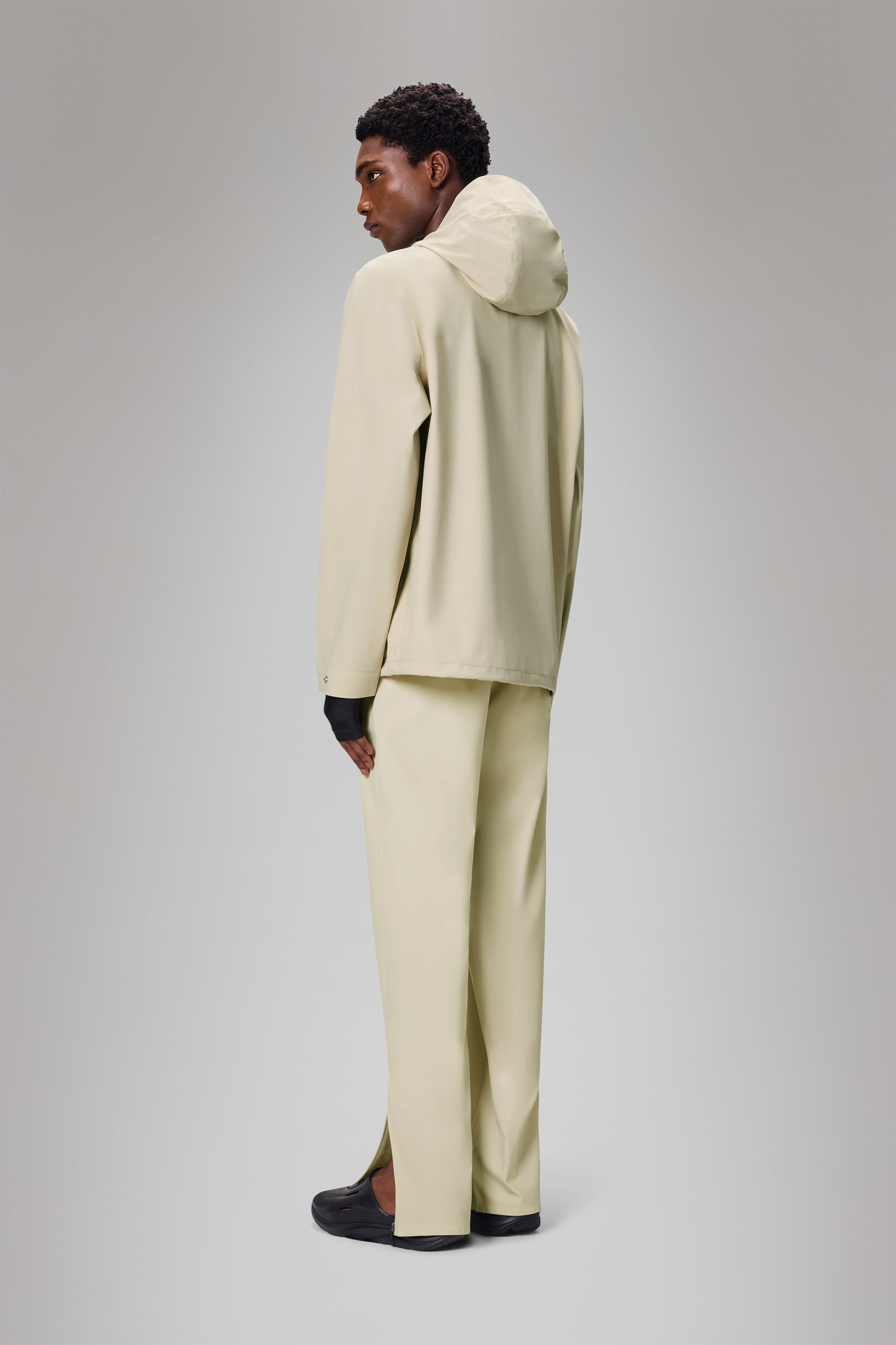 RAINS Suva Hardshell Cargo Jacket Dune Jacket