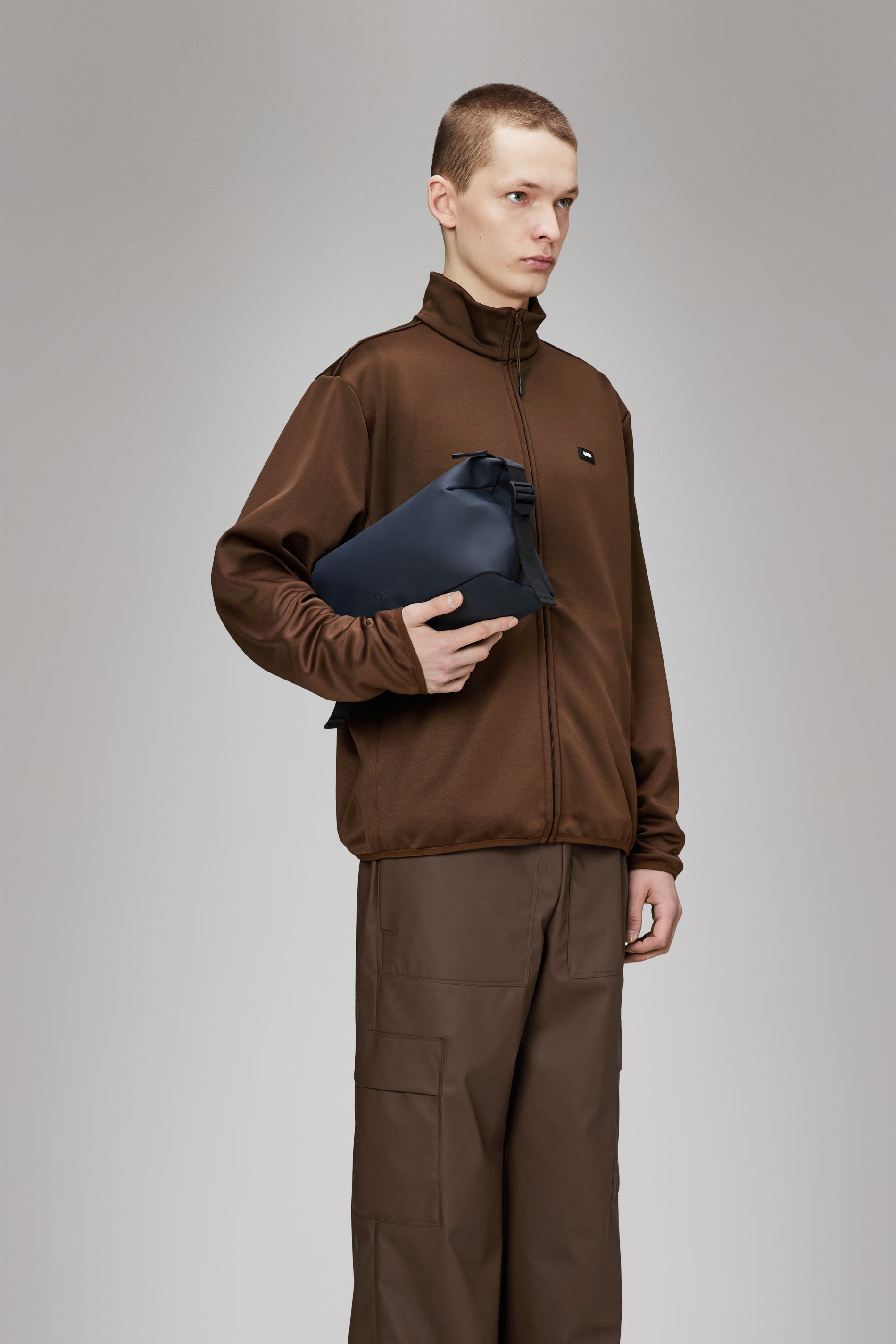 RAINS Hilo Wash Bag Navy 4.40L H14 x D12 x W26 cm Washbag