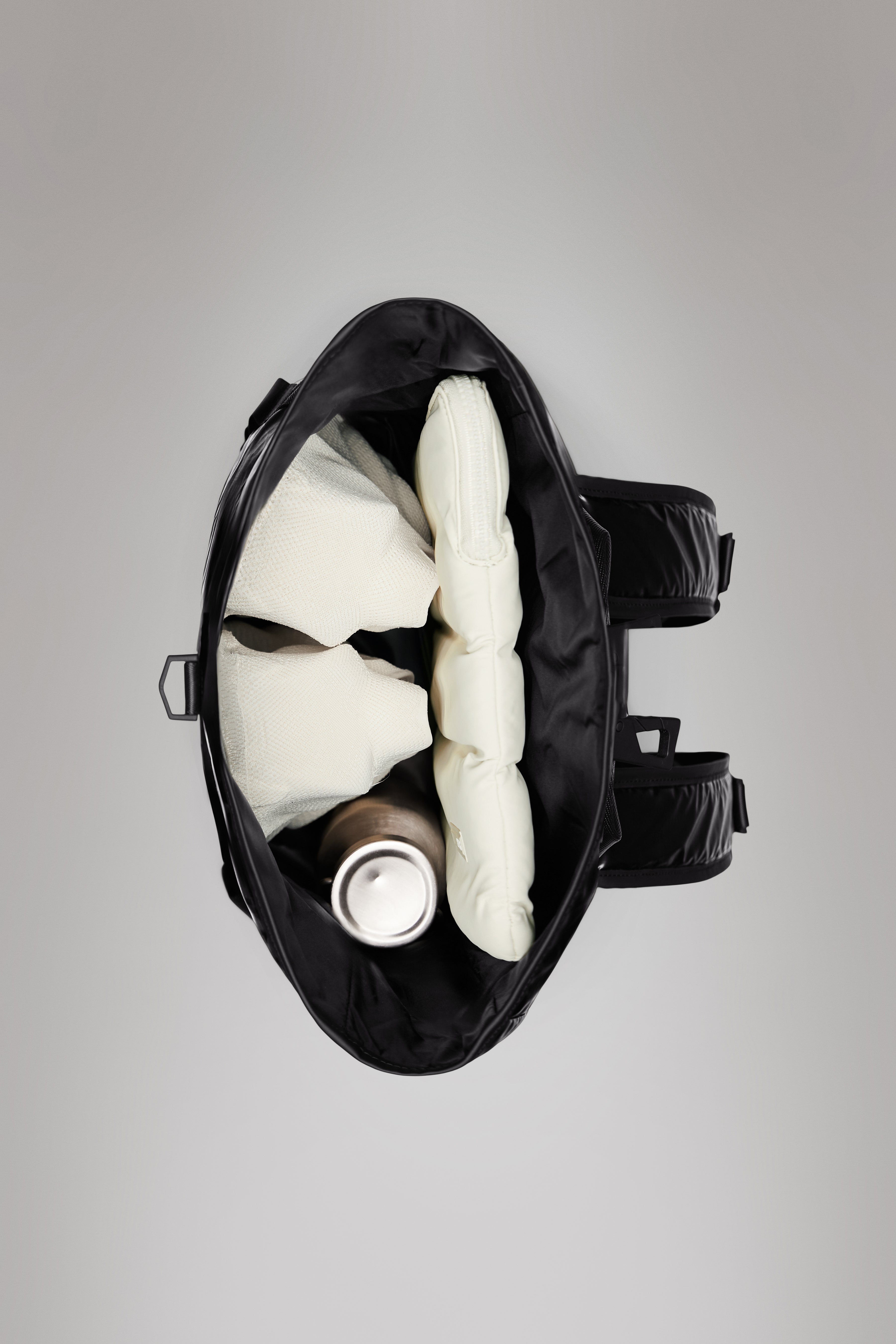 RAINS Sibu Rolltop Rucksack Black 16L H46 x D12 x W30 cm Backpack