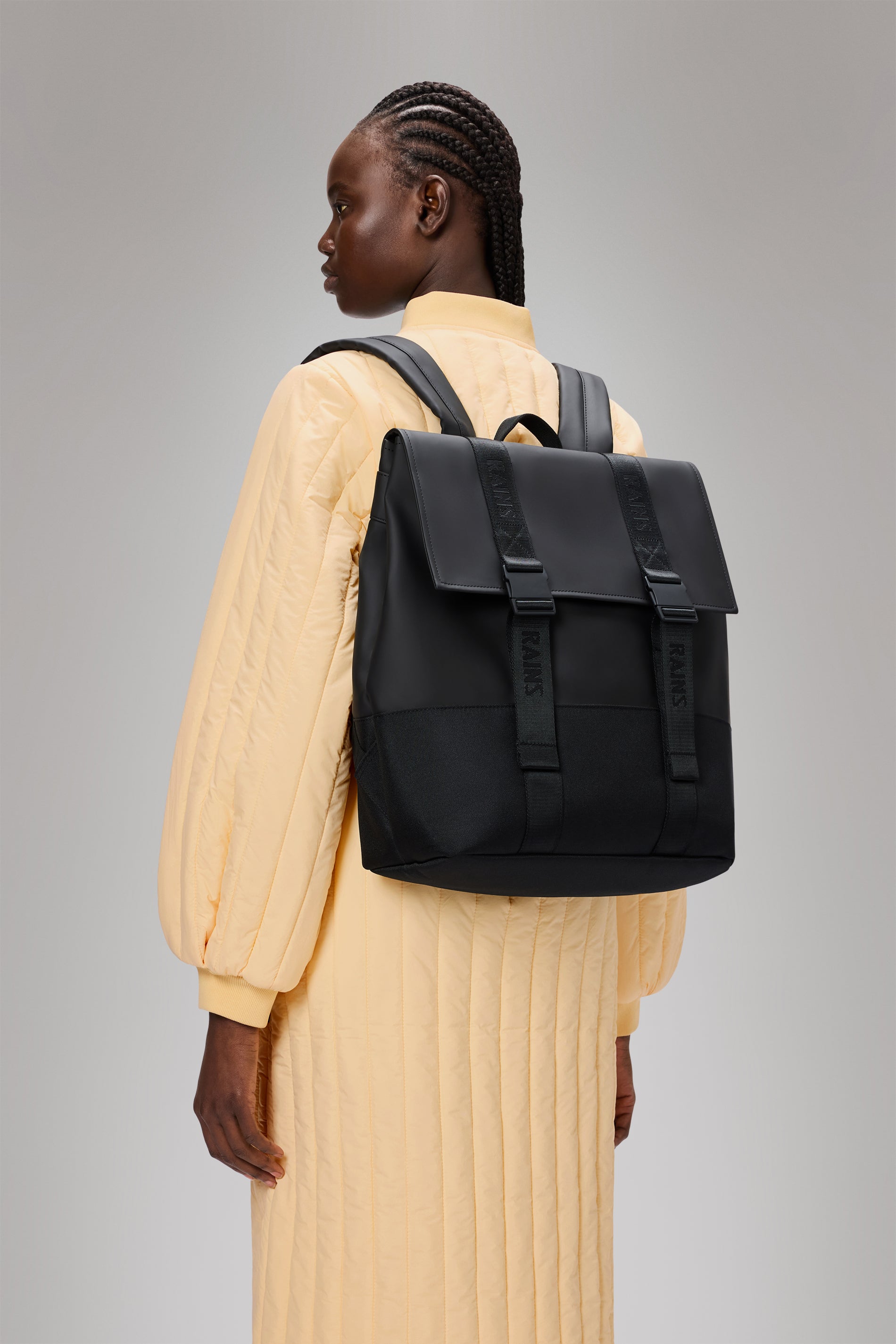 RAINS Trail MSN Bag Black 21.50L H40 x D14.50 x W37 cm Backpack