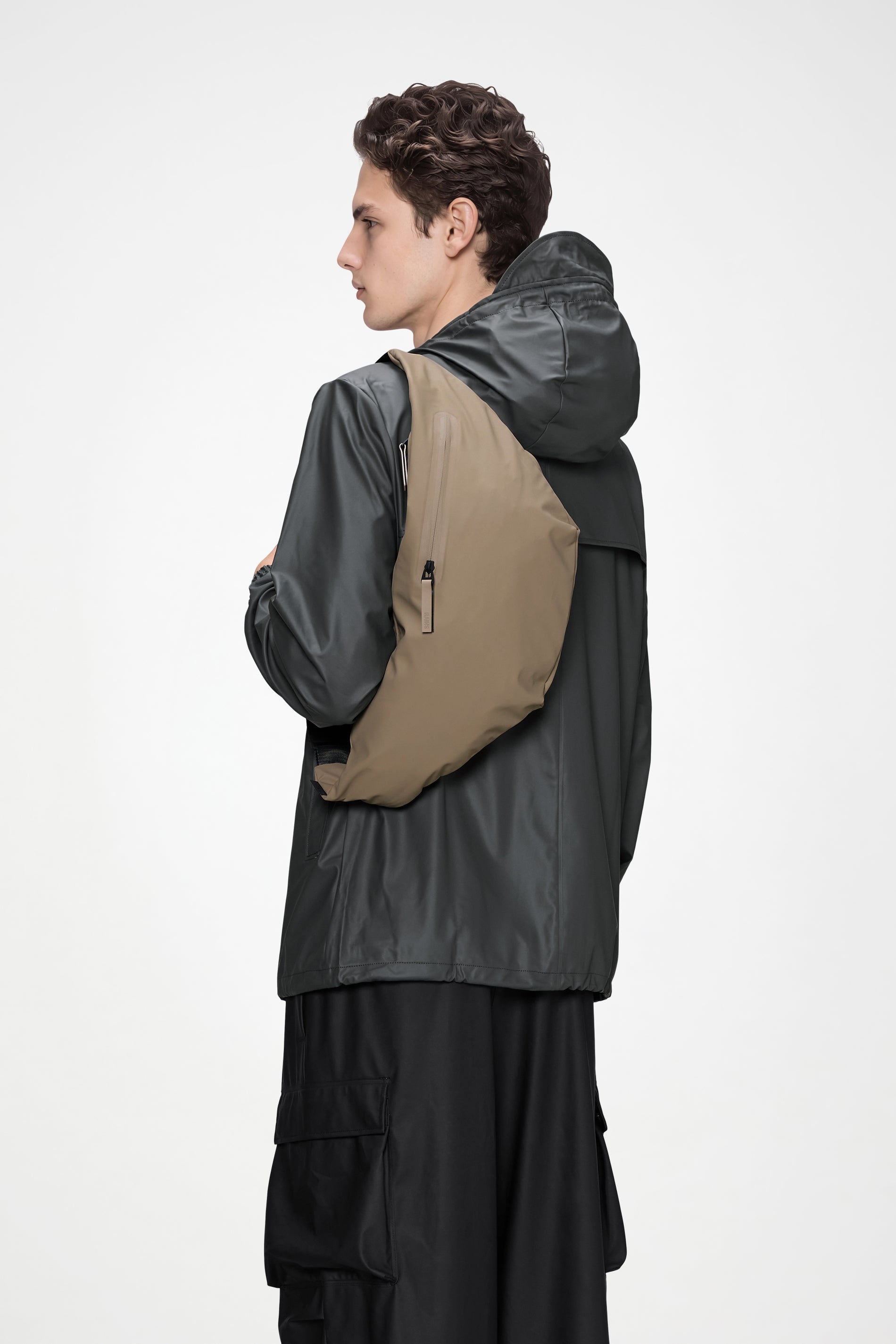 RAINS Dash Bum Bag Beige