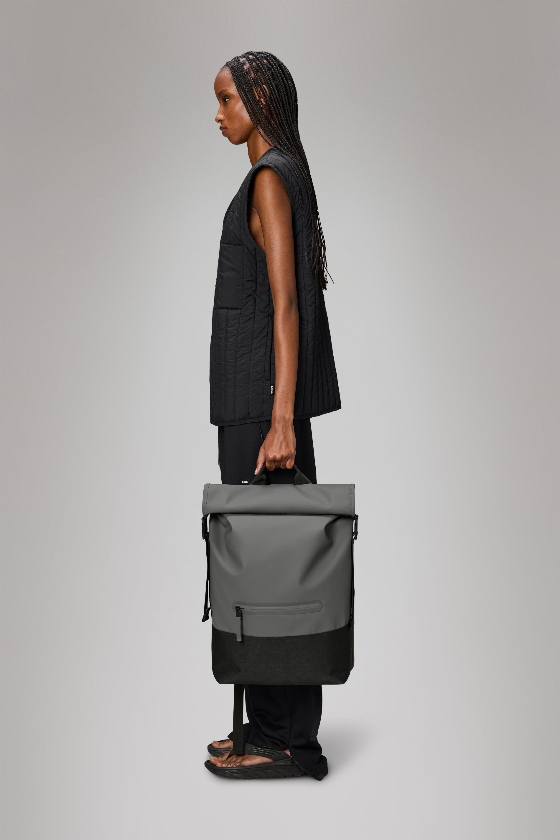 RAINS Trail Rolltop Backpack Grey 22L H47 x D13 x W36 cm Backpack