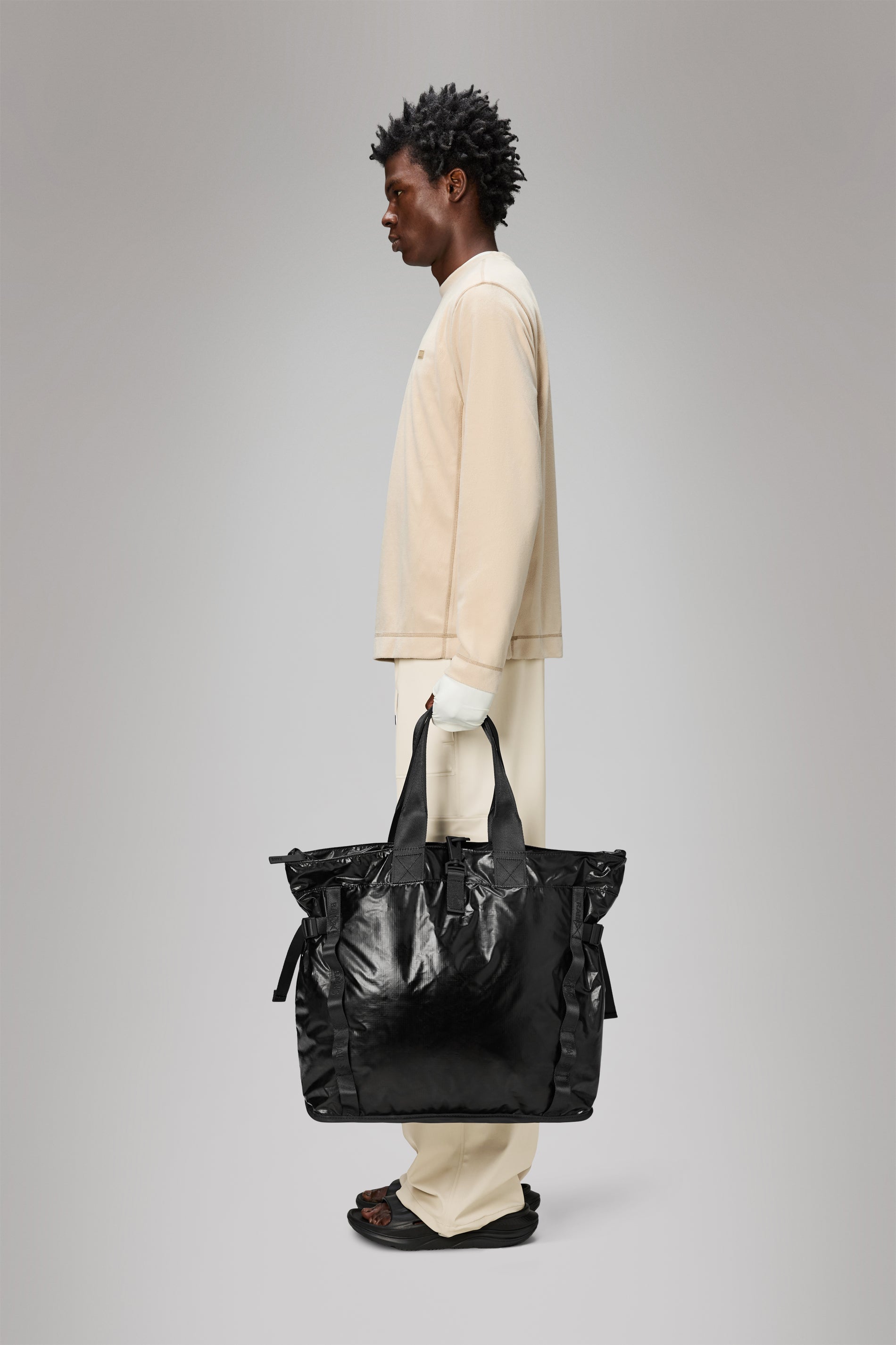 RAINS Sibu Shopper Bag Black 43L H42 x D20 x W51.50 cm Tote