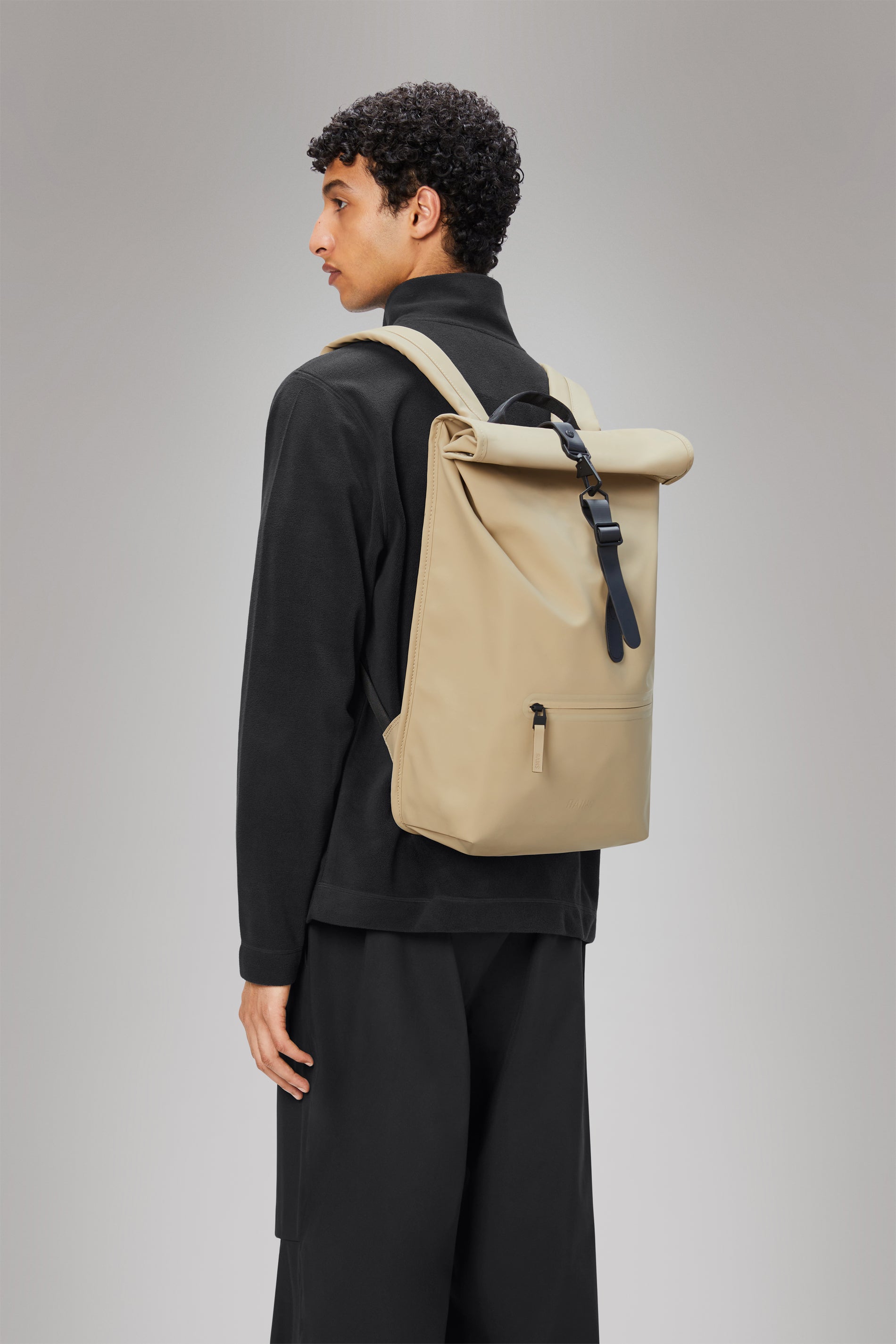 RAINS Rolltop Rucksack Sand Backpack