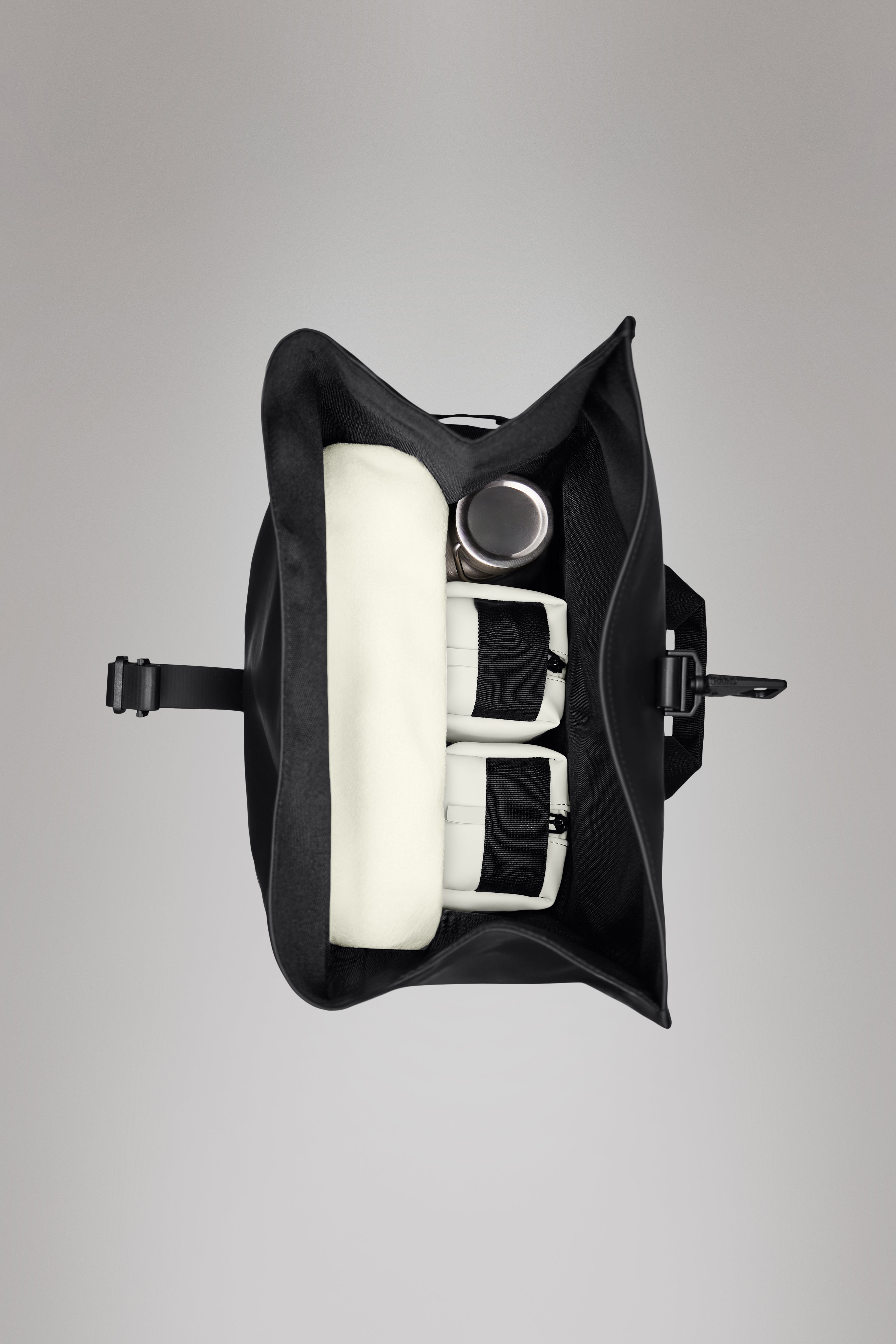 RAINS Rolltop Rucksack Large Black Backpack