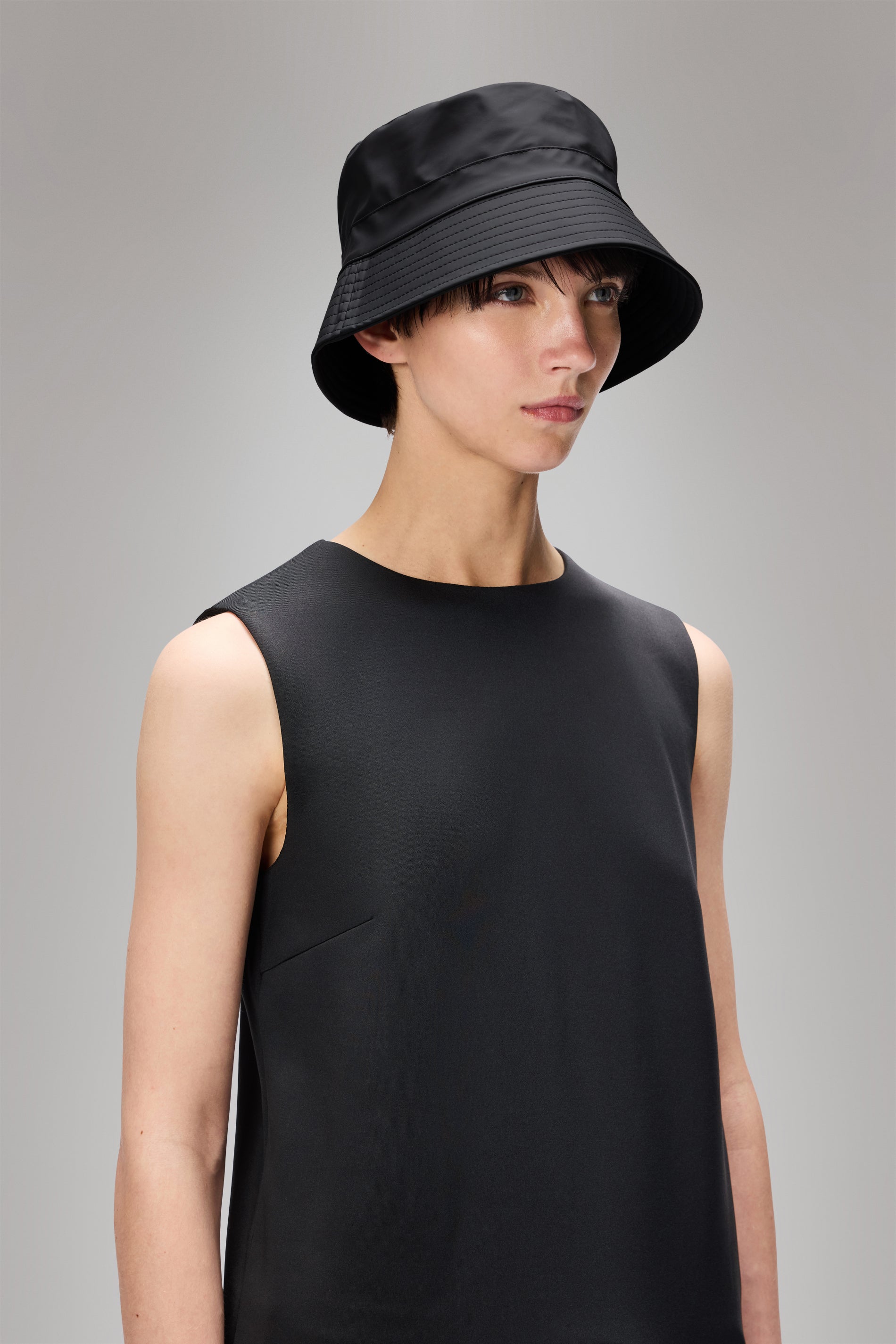 RAINS Bucket Hat Black Headwear