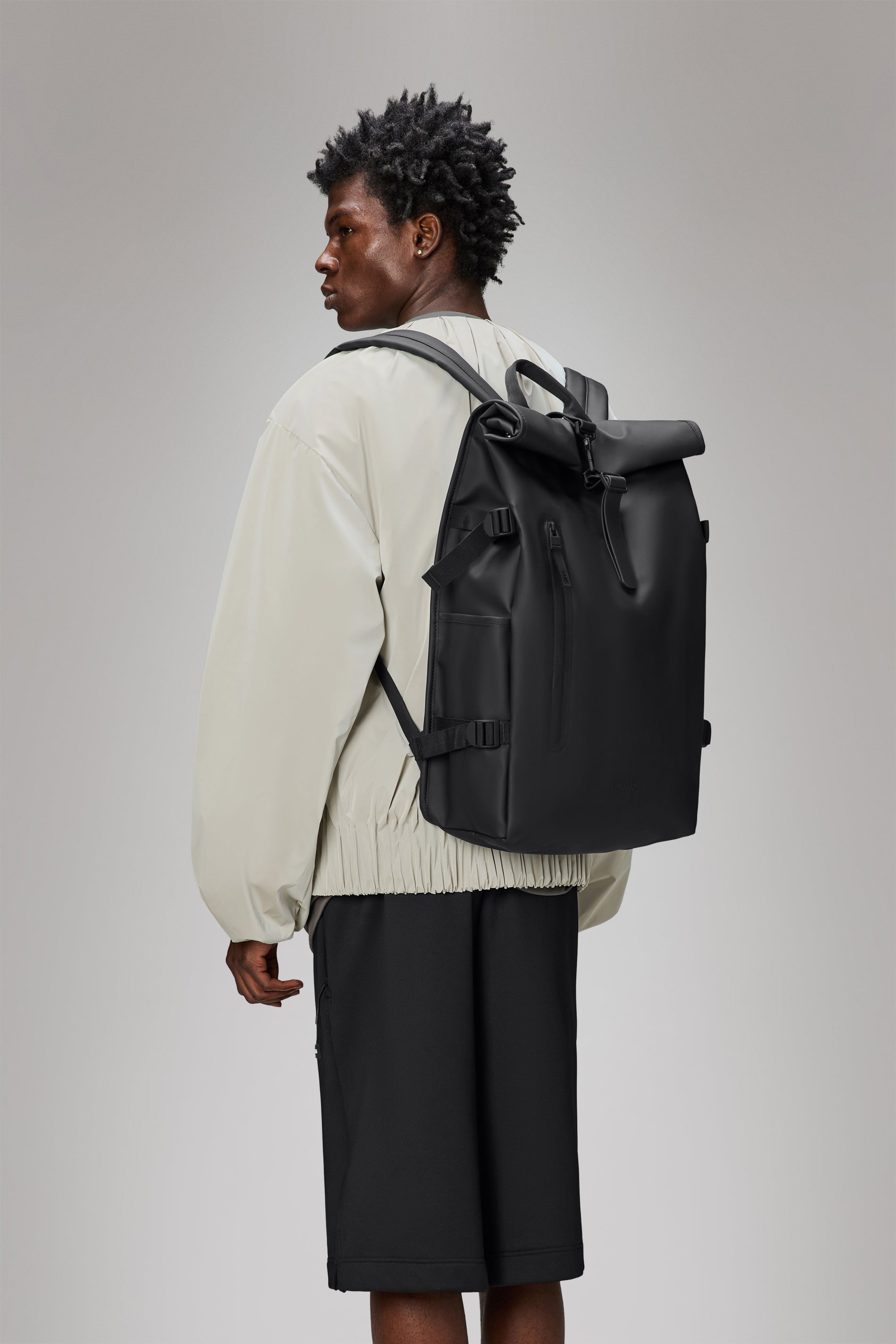 RAINS Rolltop Rucksack Large Black Backpack