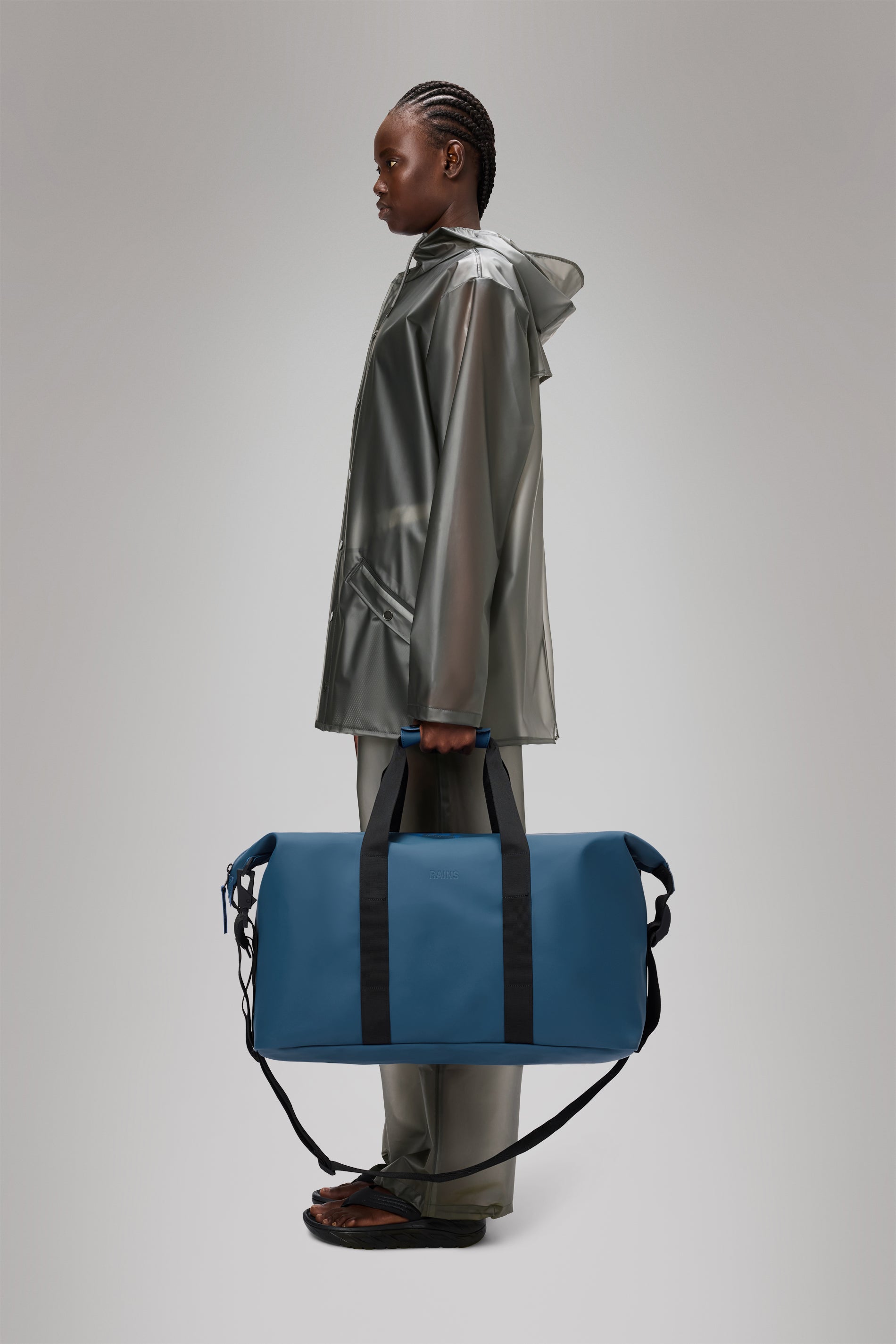 RAINS Hilo Weekend Bag Pulse Weekender