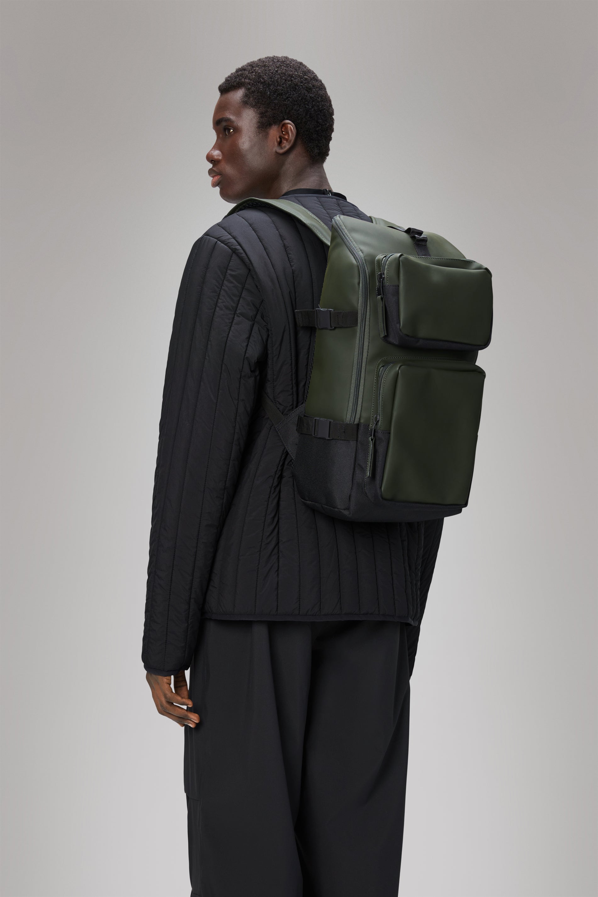 RAINS Trail Cargo Backpack Green 14L H45 x D12 x W26 cm Backpack