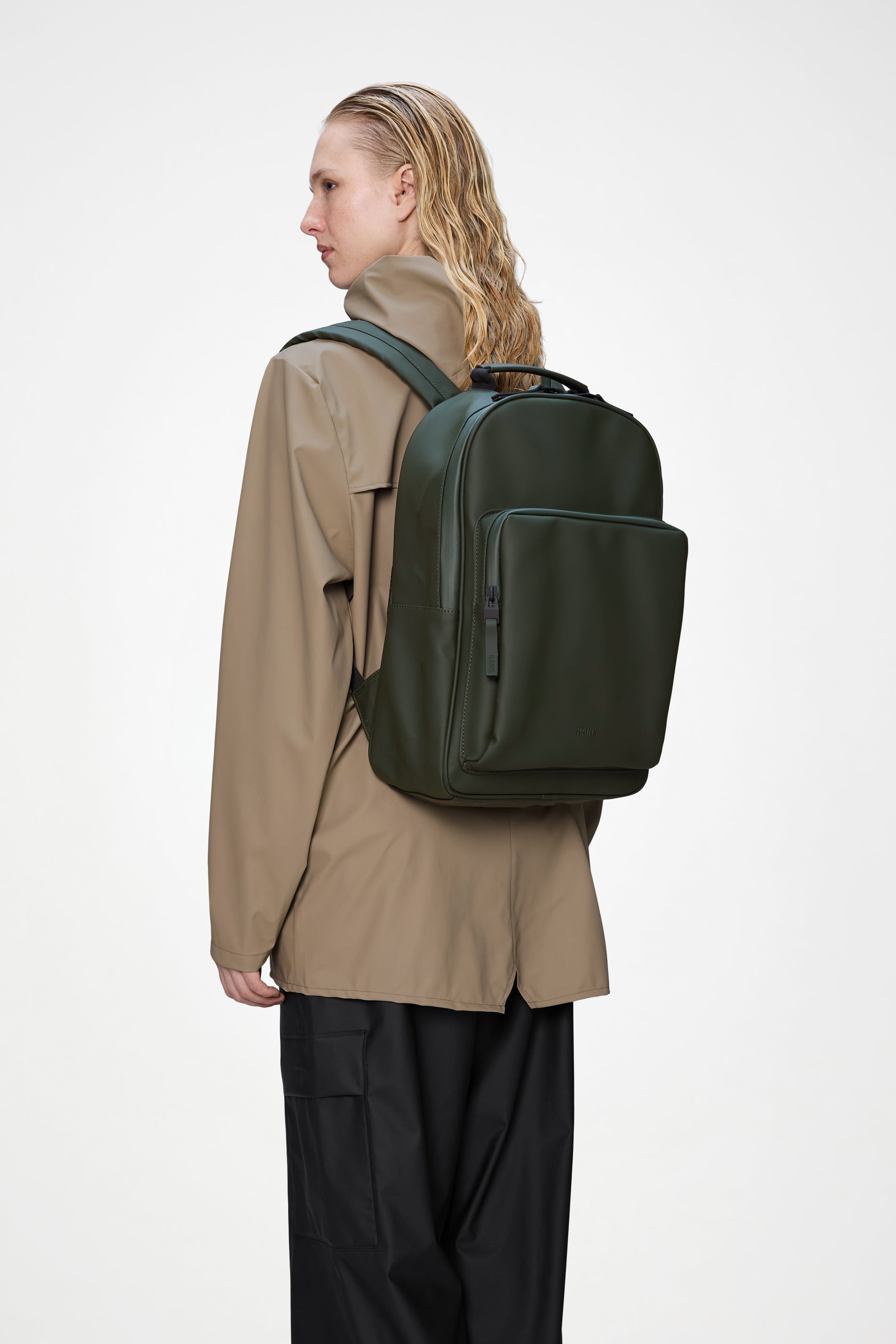 RAINS Book Daypack Large Green 15L H43 x D12 x W30 cm Backpack