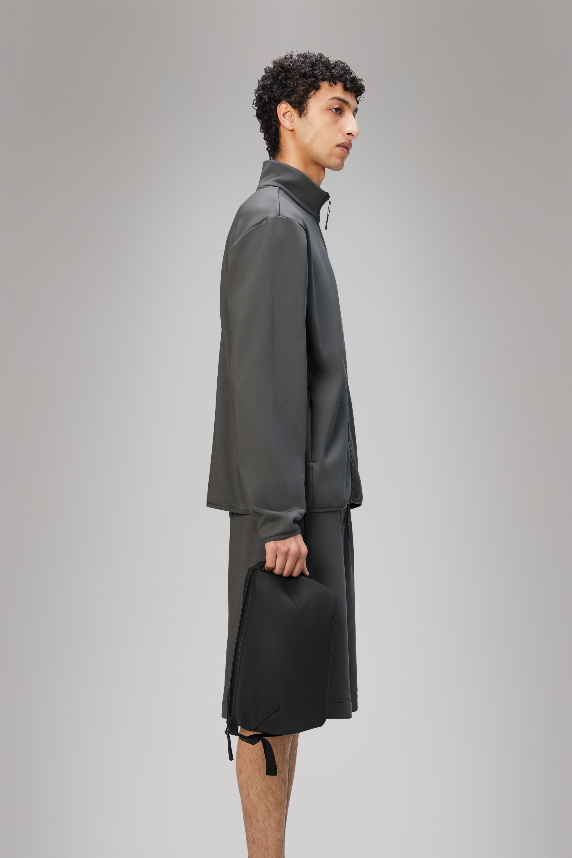 RAINS Hilo Wash Bag Black 4.40L H14 x D12 x W26 cm Washbag