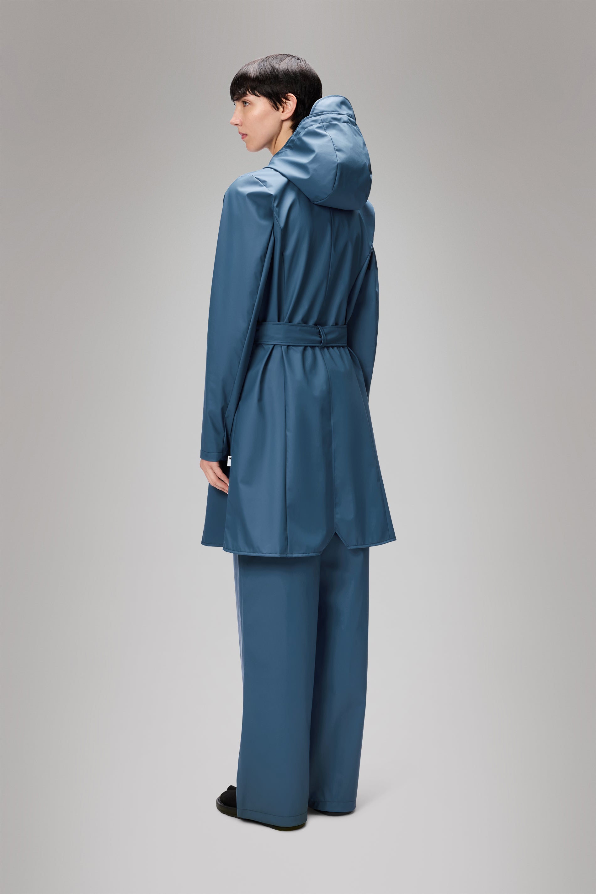 RAINS Curve Long Jacket
 Pulse Jacket