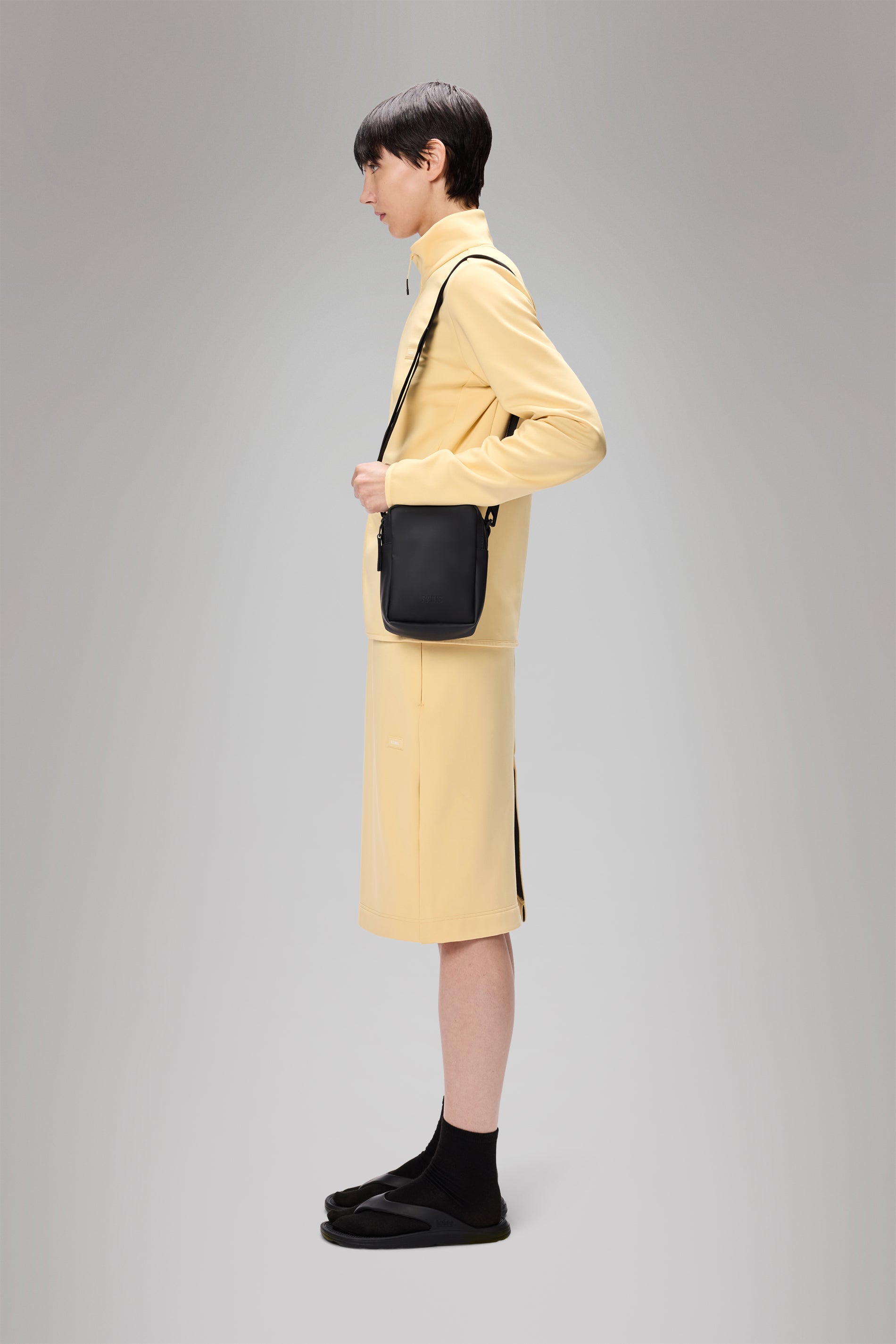 RAINS Reporter Box Bag Black 1.40L H18 x D6 x W13 cm Crossbody