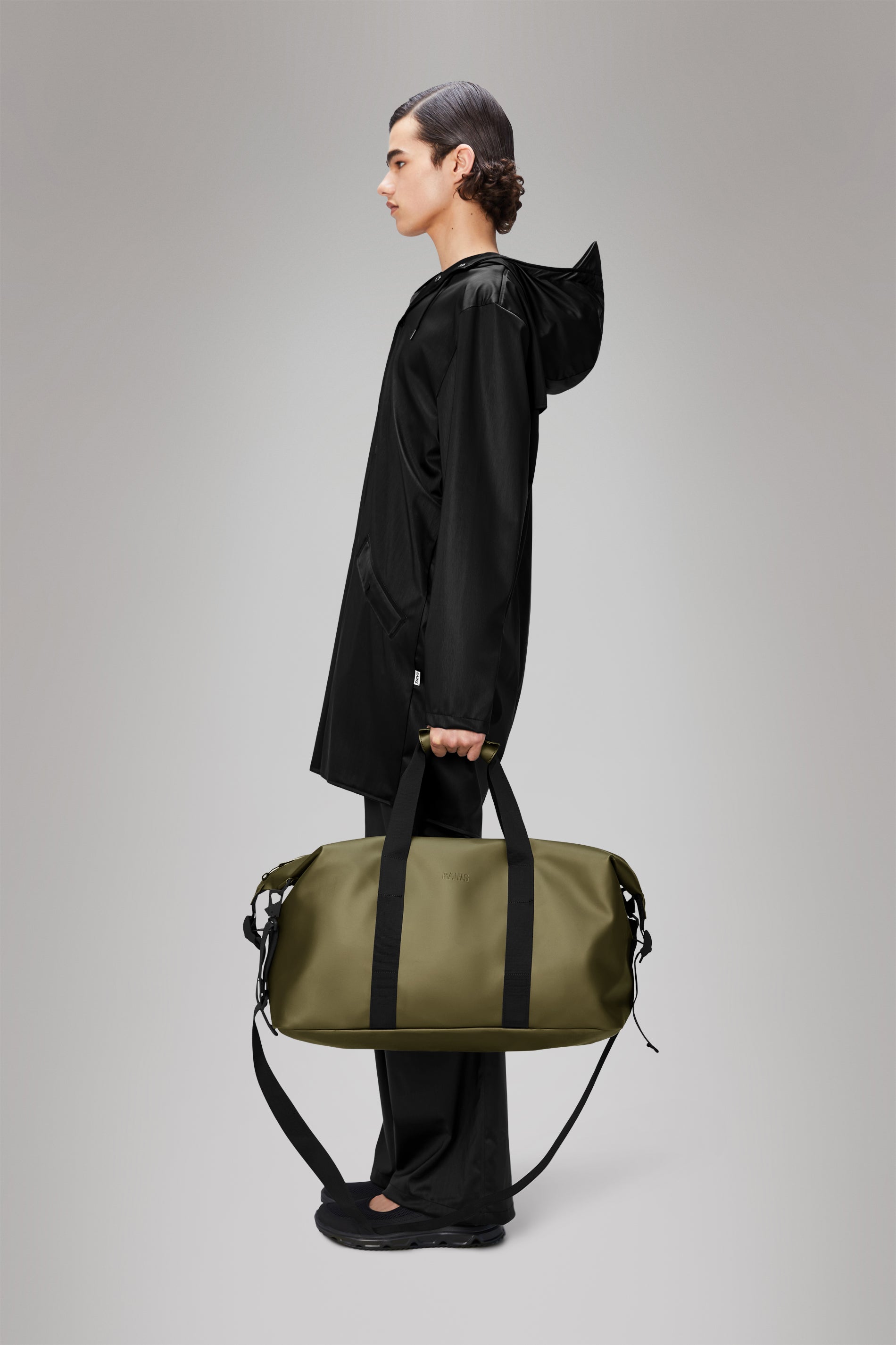 RAINS Hilo Weekend Bag Revel Weekender